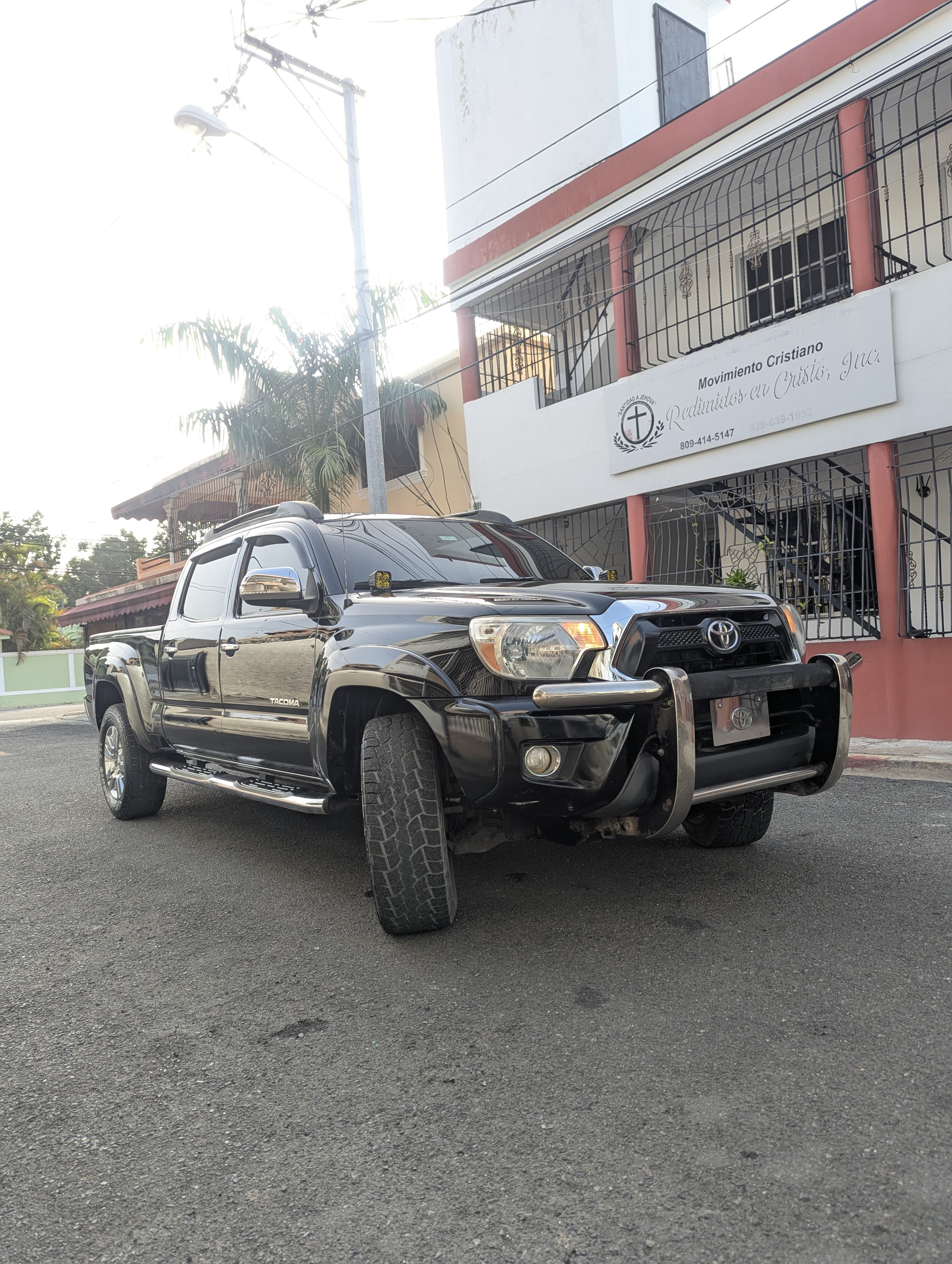jeepetas y camionetas - Toyota Tacoma 4x4 Limited 2013 (Clean Carfax) 9