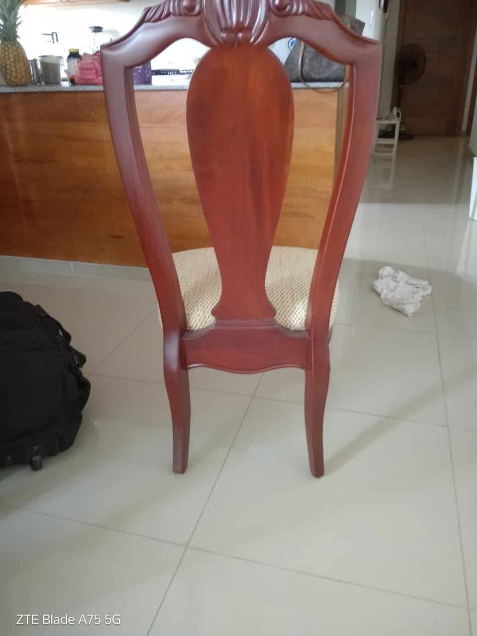 muebles y colchones - Sillas de caoba centenaria  0