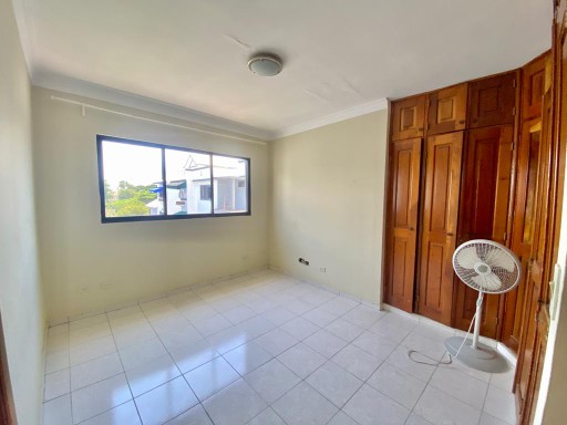 apartamentos - Vendo Apartamento Amplio en Arroyo Hondo 
 8