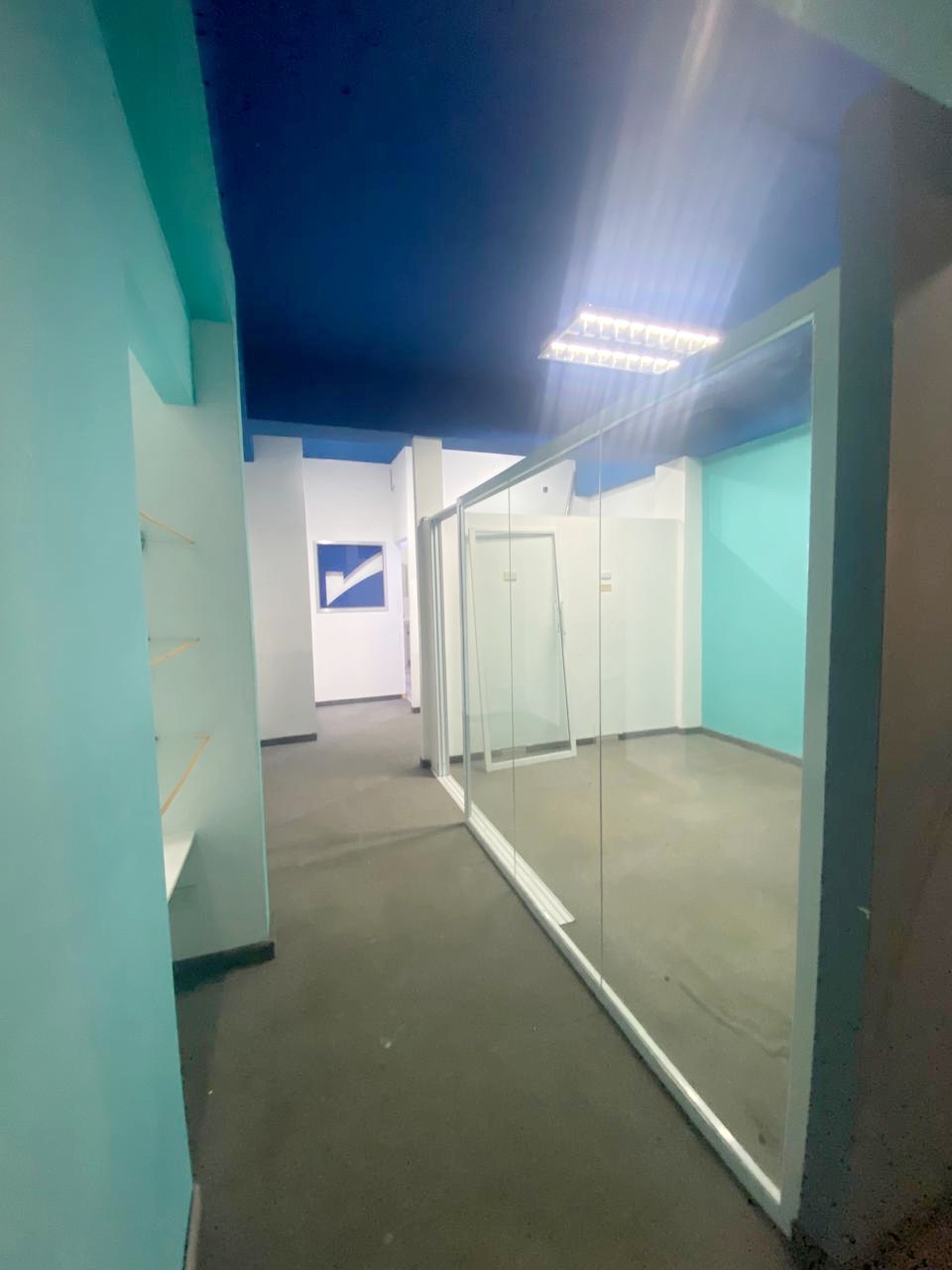 oficinas y locales comerciales - Local céntrico en el millon  1