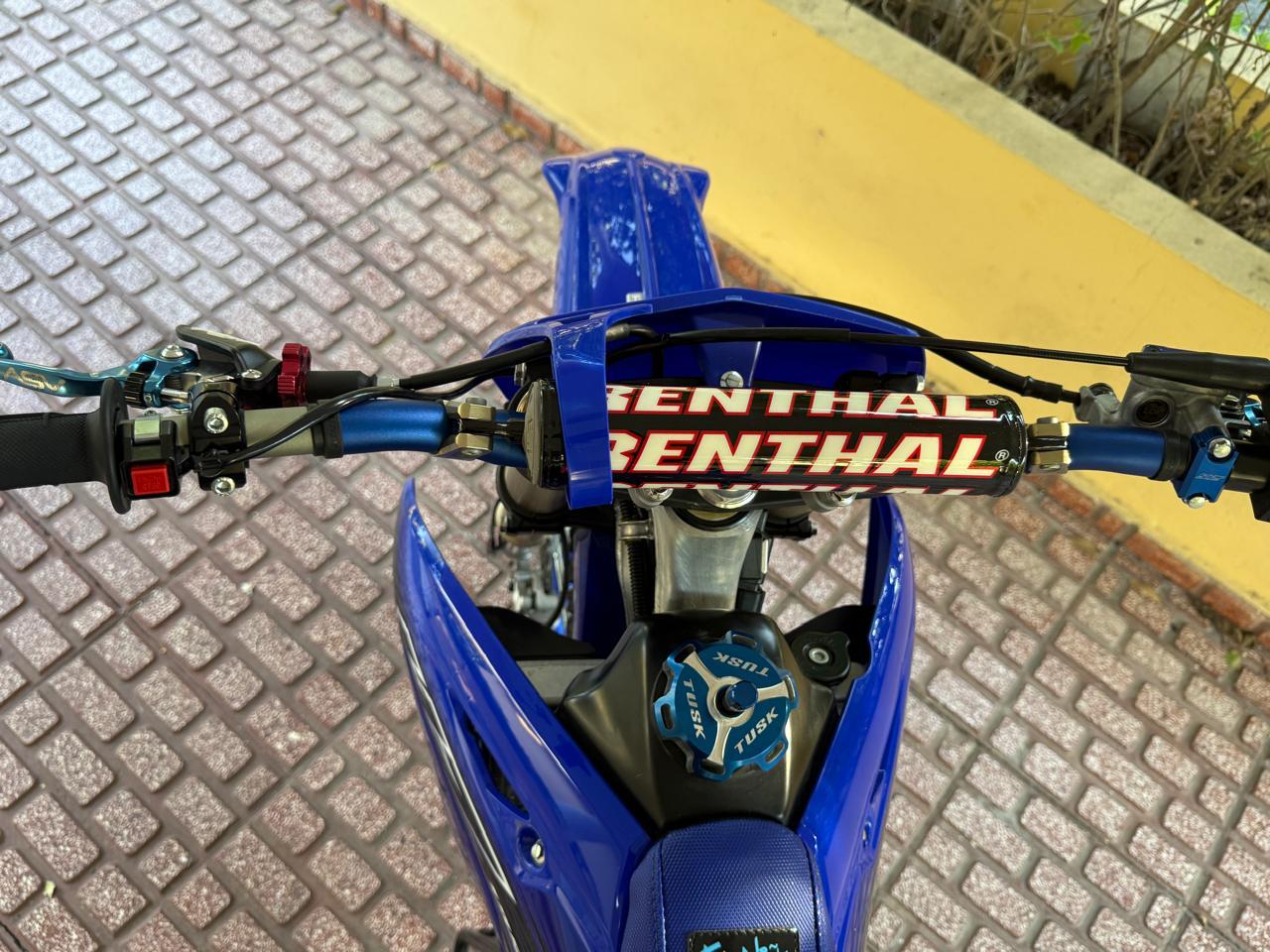 motores y pasolas - VENDO YZ 125 información 829-210-6646 9