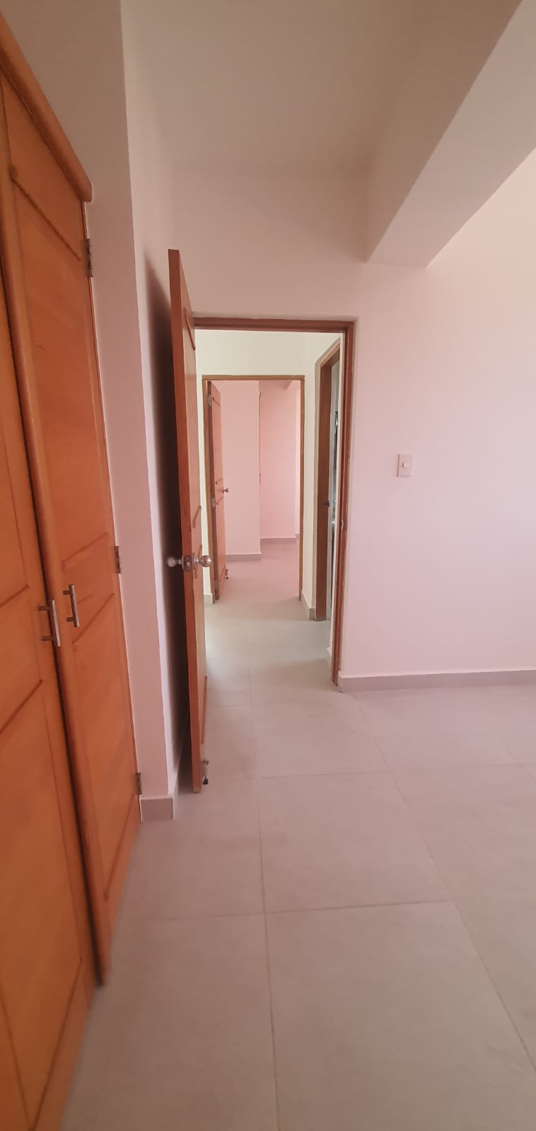 apartamentos - Excelente apartamento para Invertir cerca a UASD, PUCA, CATÓLICA. APEC  UNIBE 4