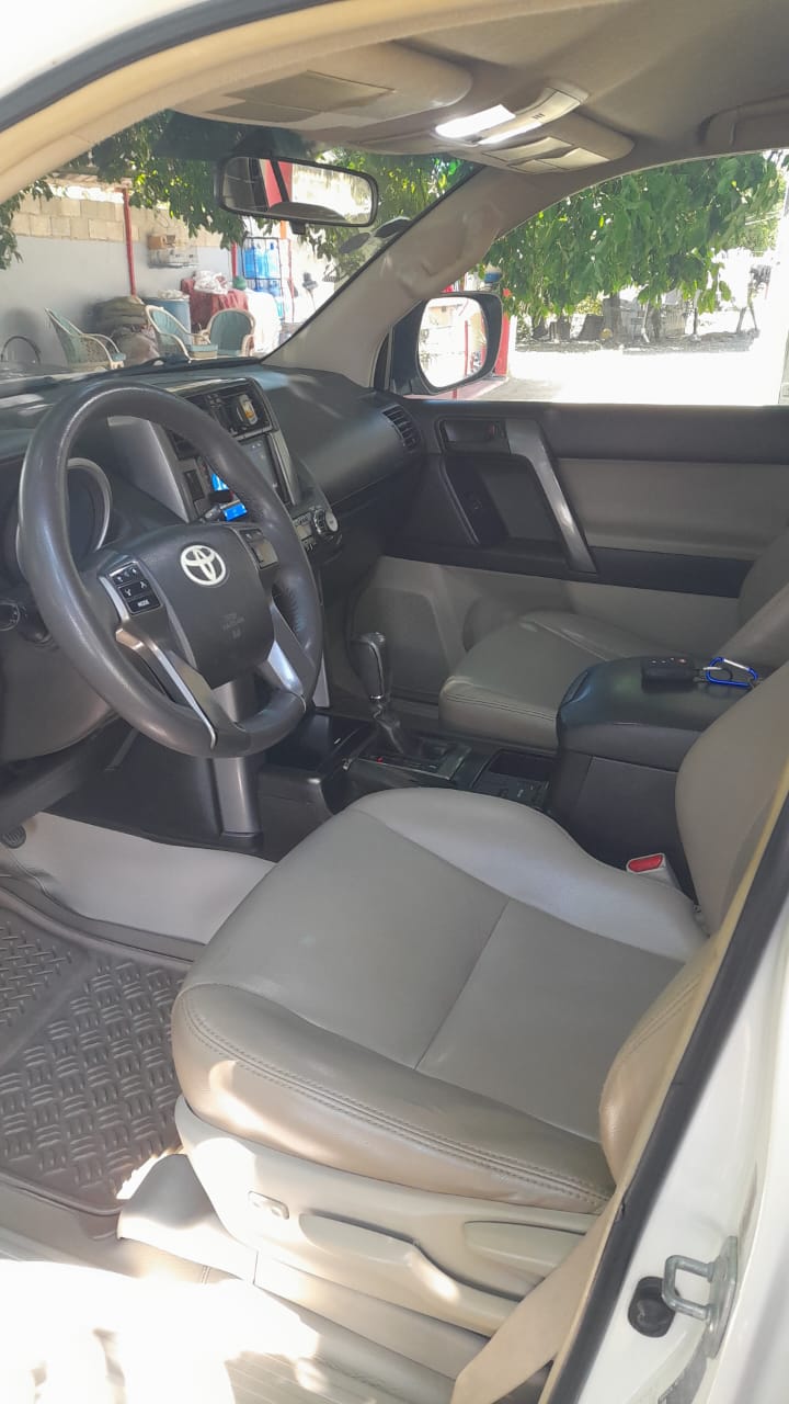 jeepetas y camionetas - Toyota land cruicer prado txl 2011 2