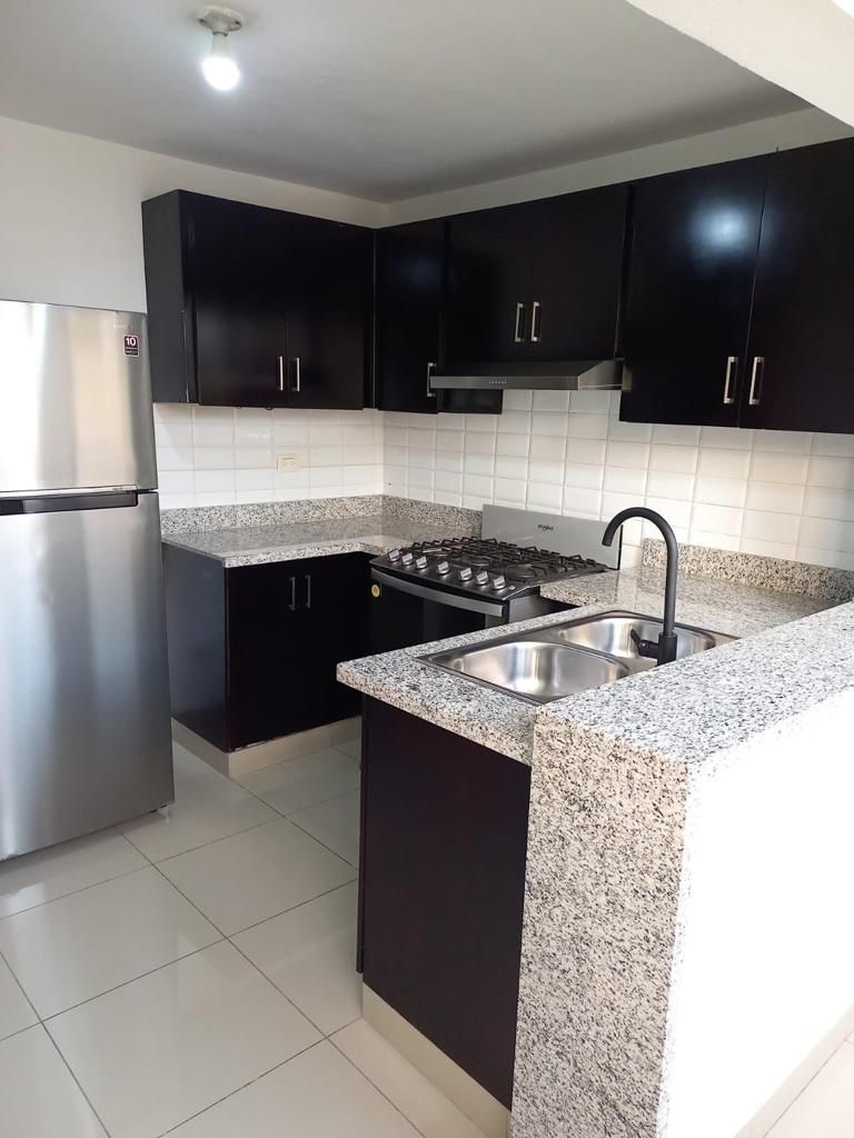 apartamentos - VENDO APARTAMENTO EN GAZCUE 8.5 NEGOCIABLE 1