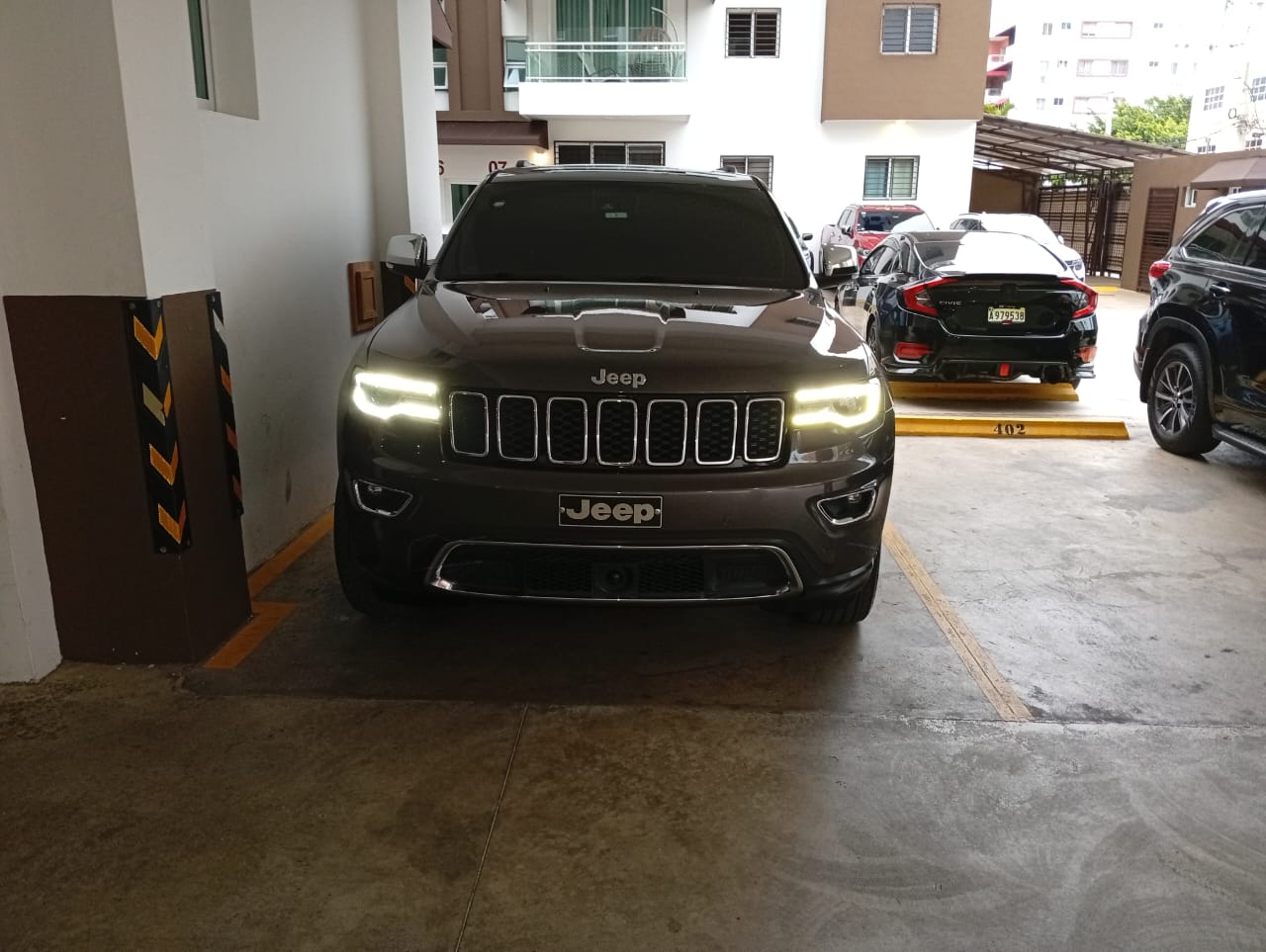 jeepetas y camionetas - Jeep Grand Cherokee Limited 2018 2