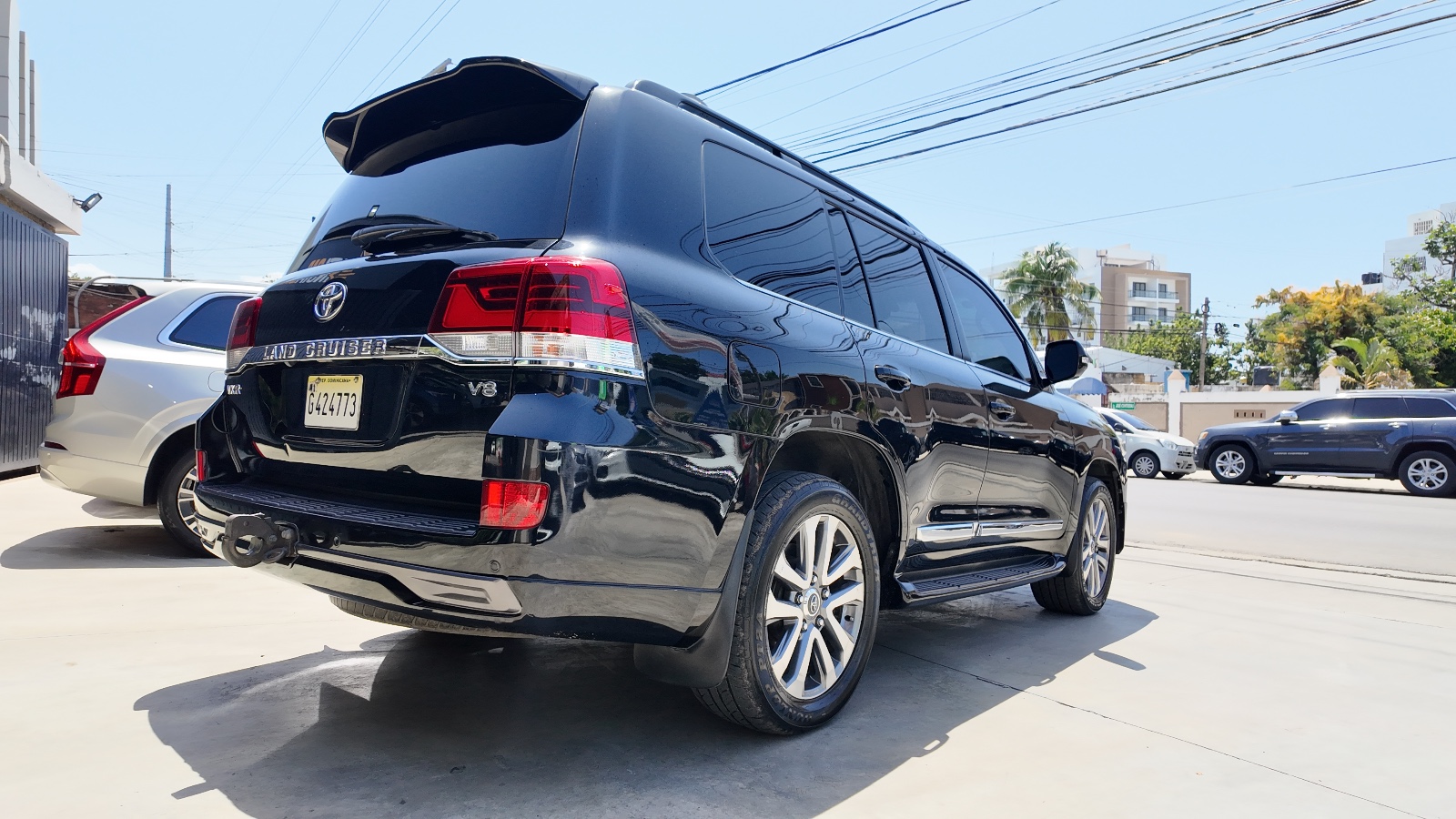 jeepetas y camionetas - TOYOTA LAND CRUISER VX.R  4