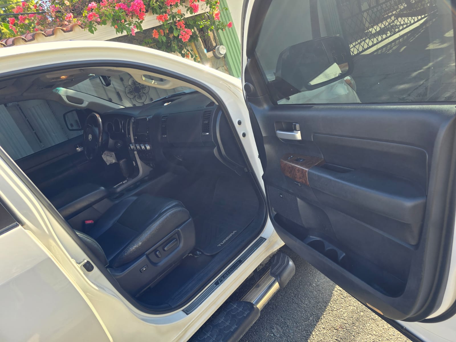 jeepetas y camionetas - Precio super especial para vender 8