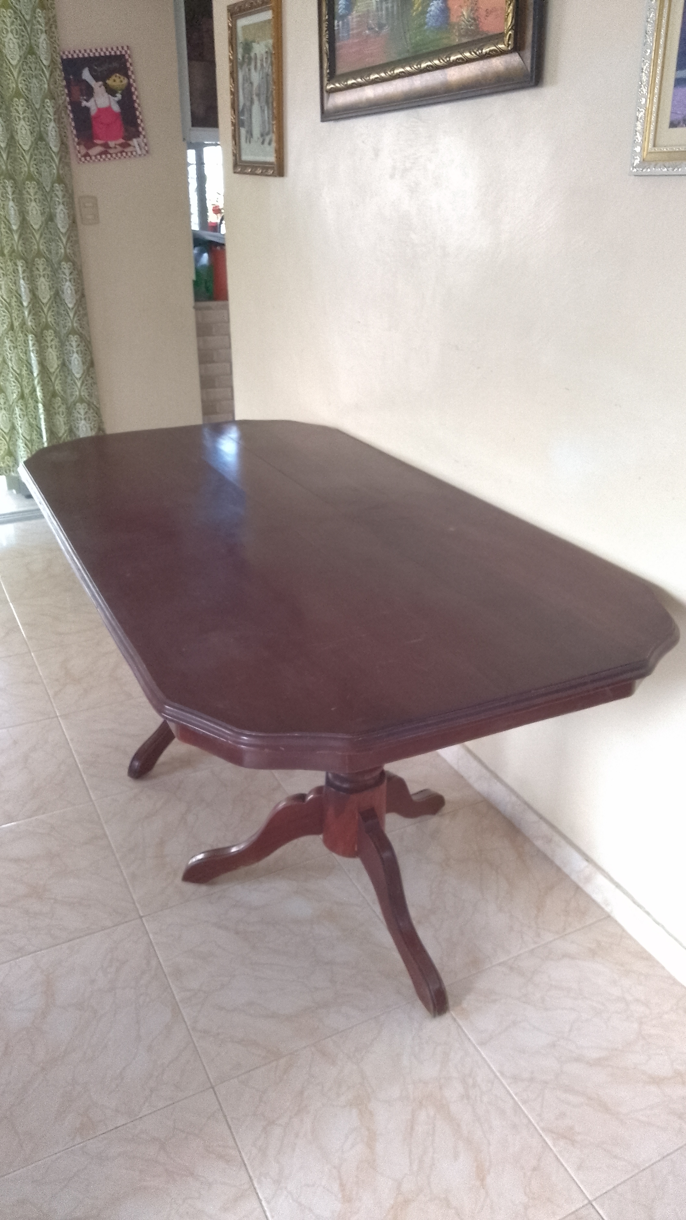 muebles y colchones - Mesa de Comedor en caoba de seis sillas  0