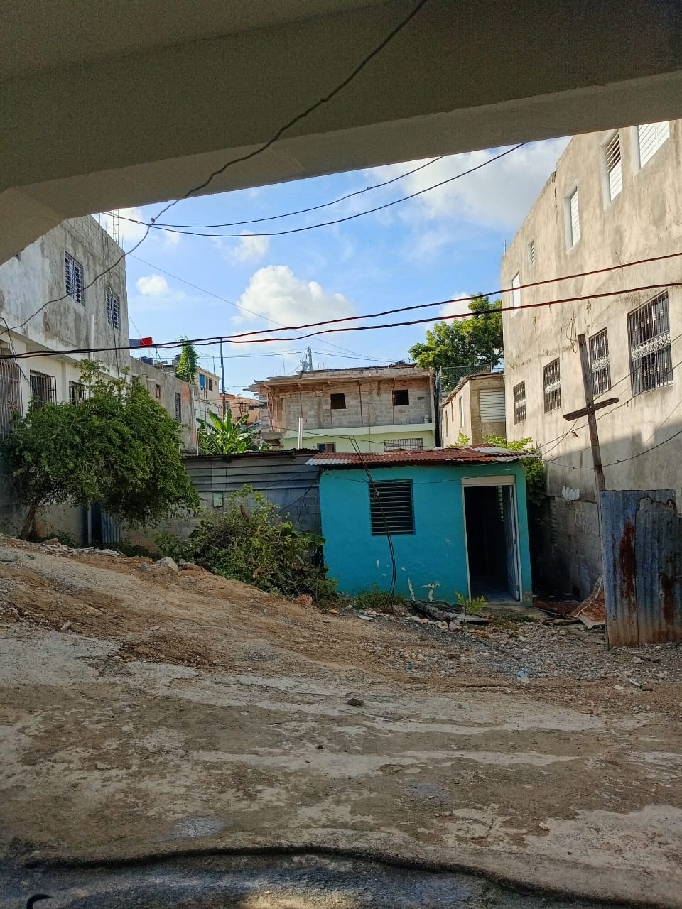 casas - Vendo casa en el parmal de herrera negociable  1