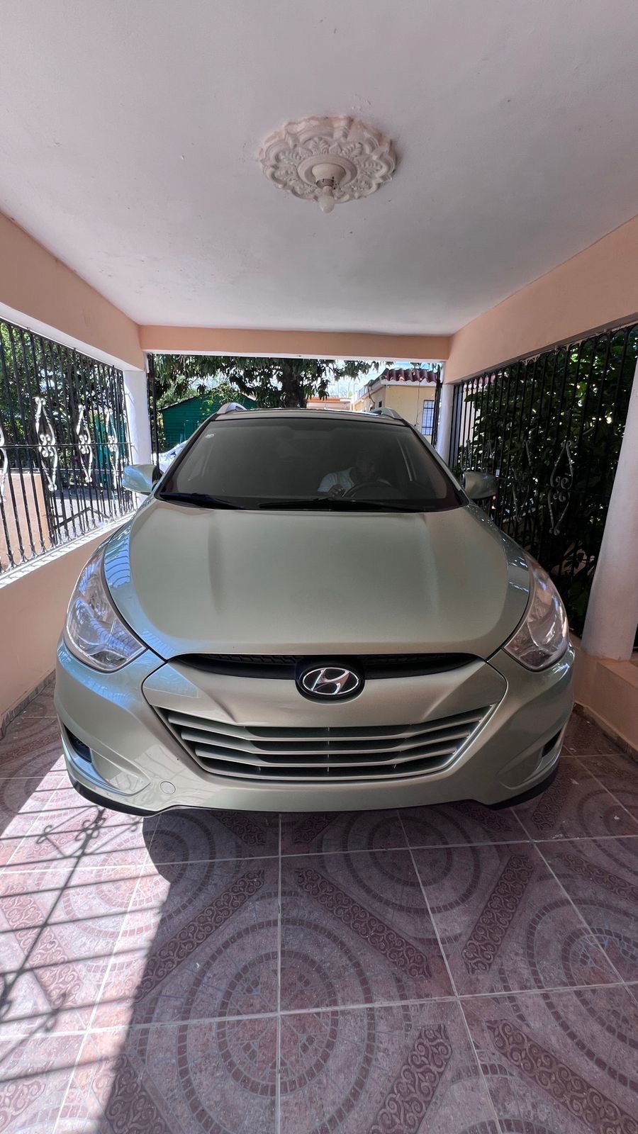 jeepetas y camionetas - se vende Hyundai tucson 2010 9