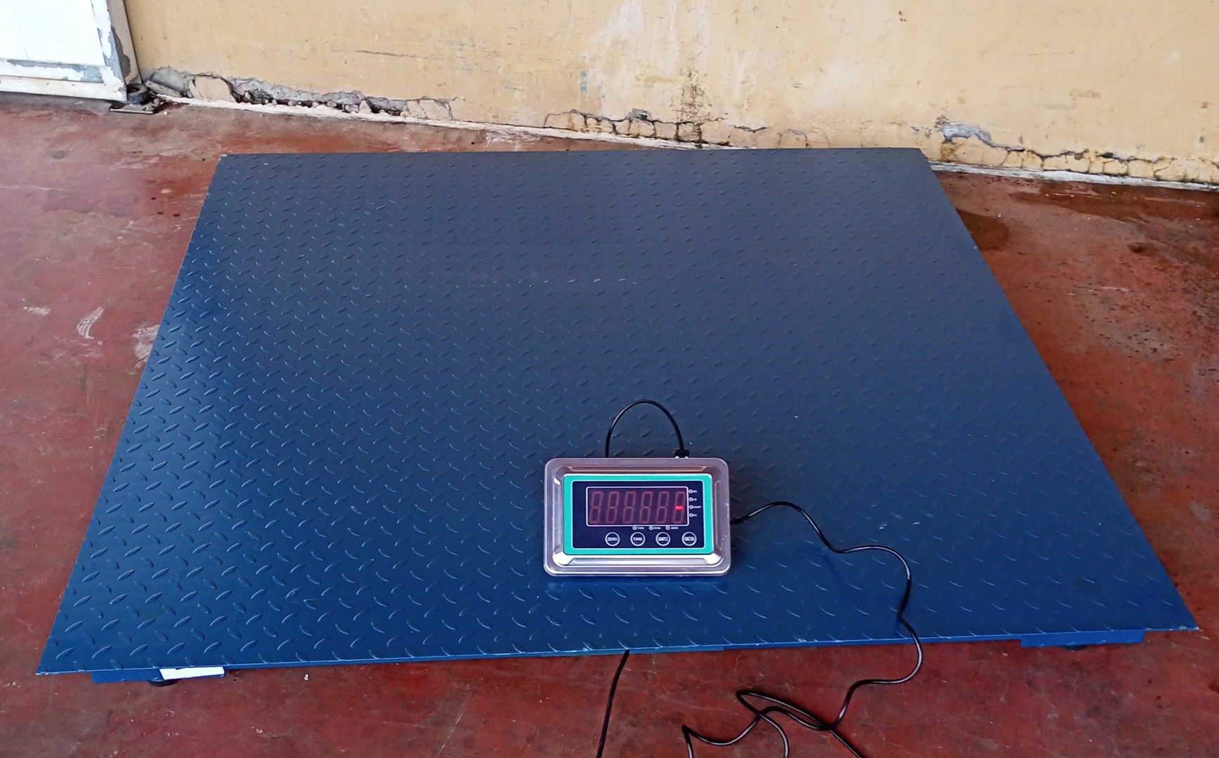 equipos profesionales - Balanza digital 5x5 de 5000 libras 2