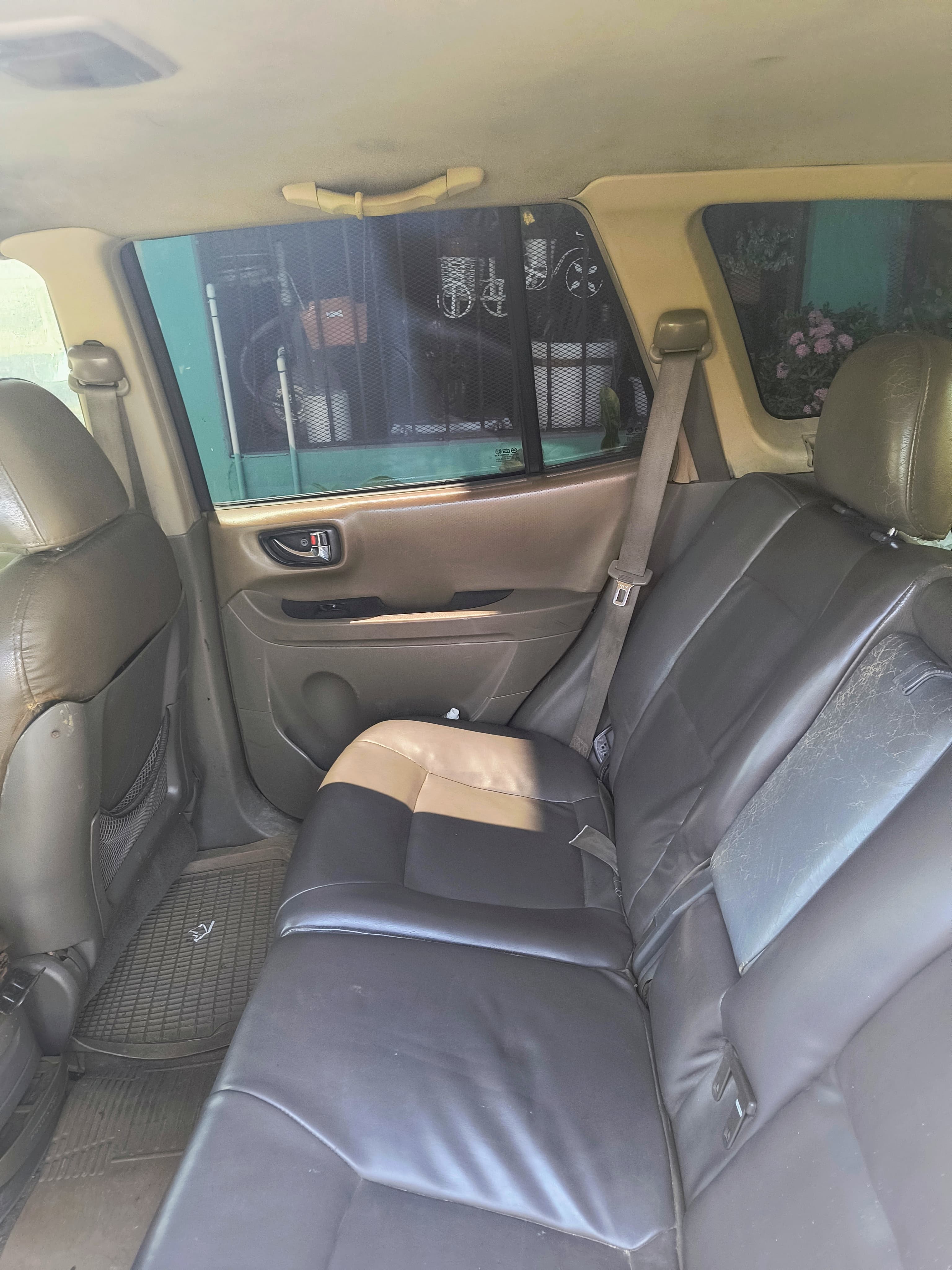 jeepetas y camionetas - se vende una jeepeta  Hyundai santa fe, en buen estado  7