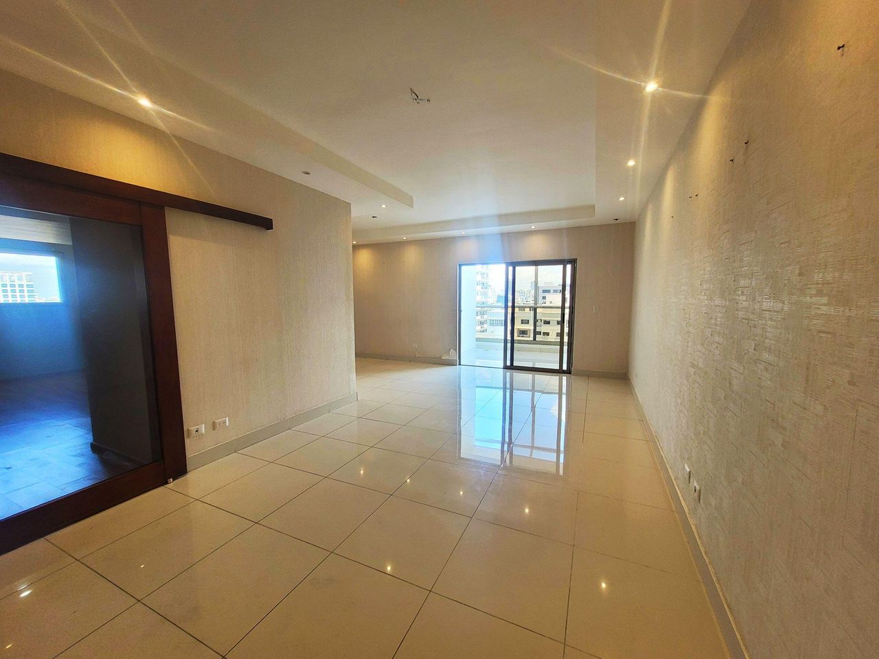 apartamentos - Se alquila apartamento en Piantini  0
