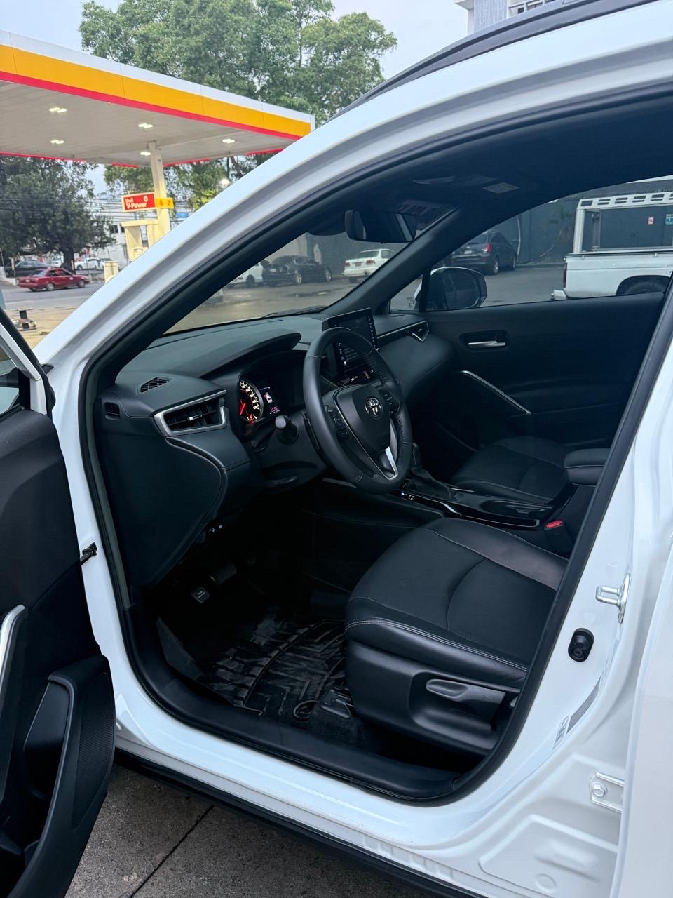 jeepetas y camionetas - TOYOTA COROLLA CROSS LIMITED 2022