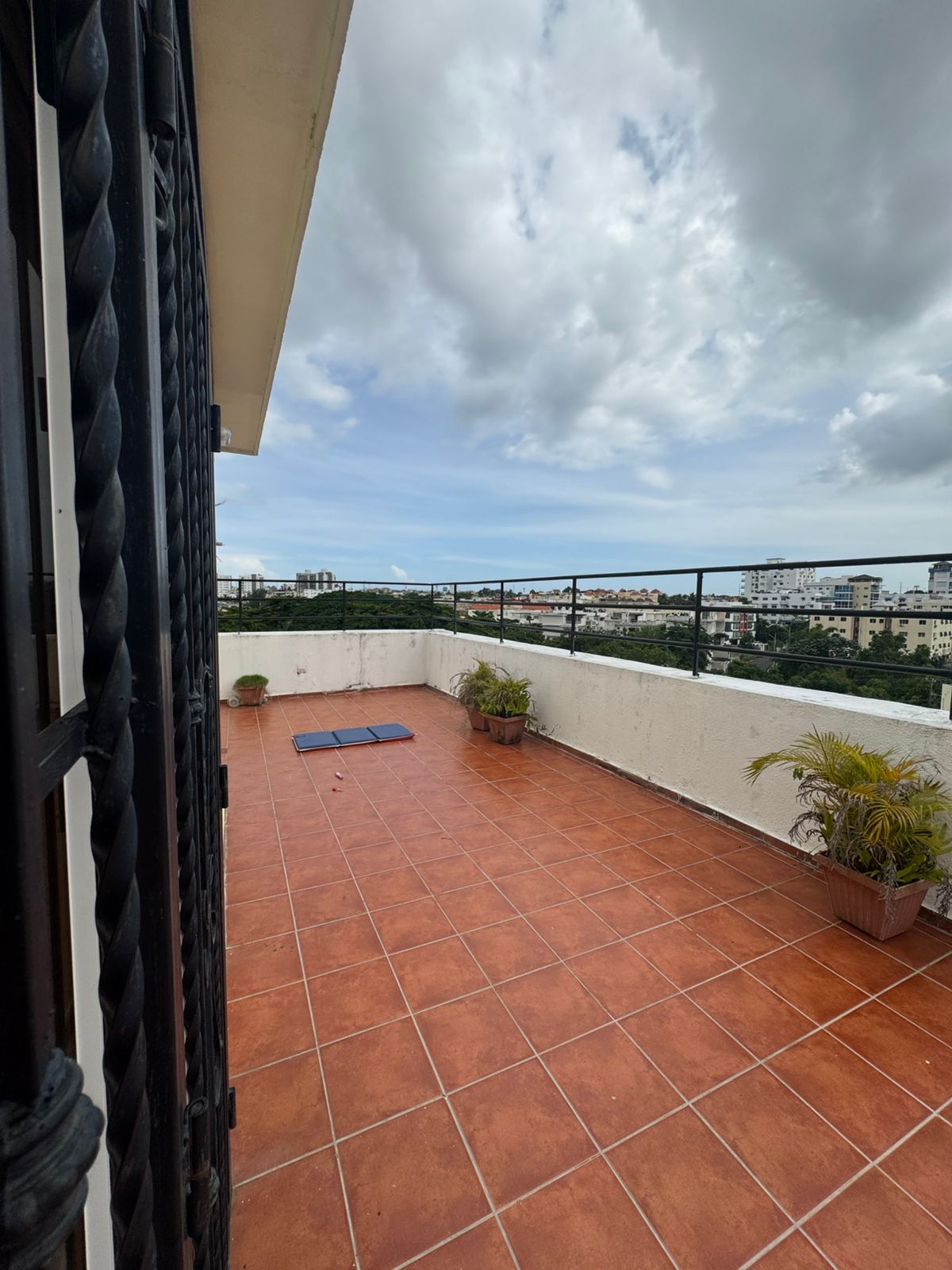 penthouses - Vendo PENTHOUSE EN COLINA DE LOS RIOS 9