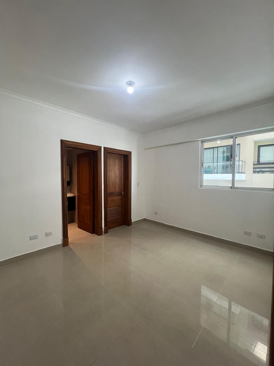 apartamentos - Apartamento en alquiler de 3 habitaciones en EM DN 1