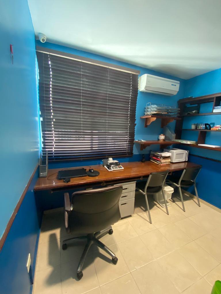 oficinas y locales comerciales - ALQUILER DE AMPLIA OFICINA EN GAZCUE (G-02) 6