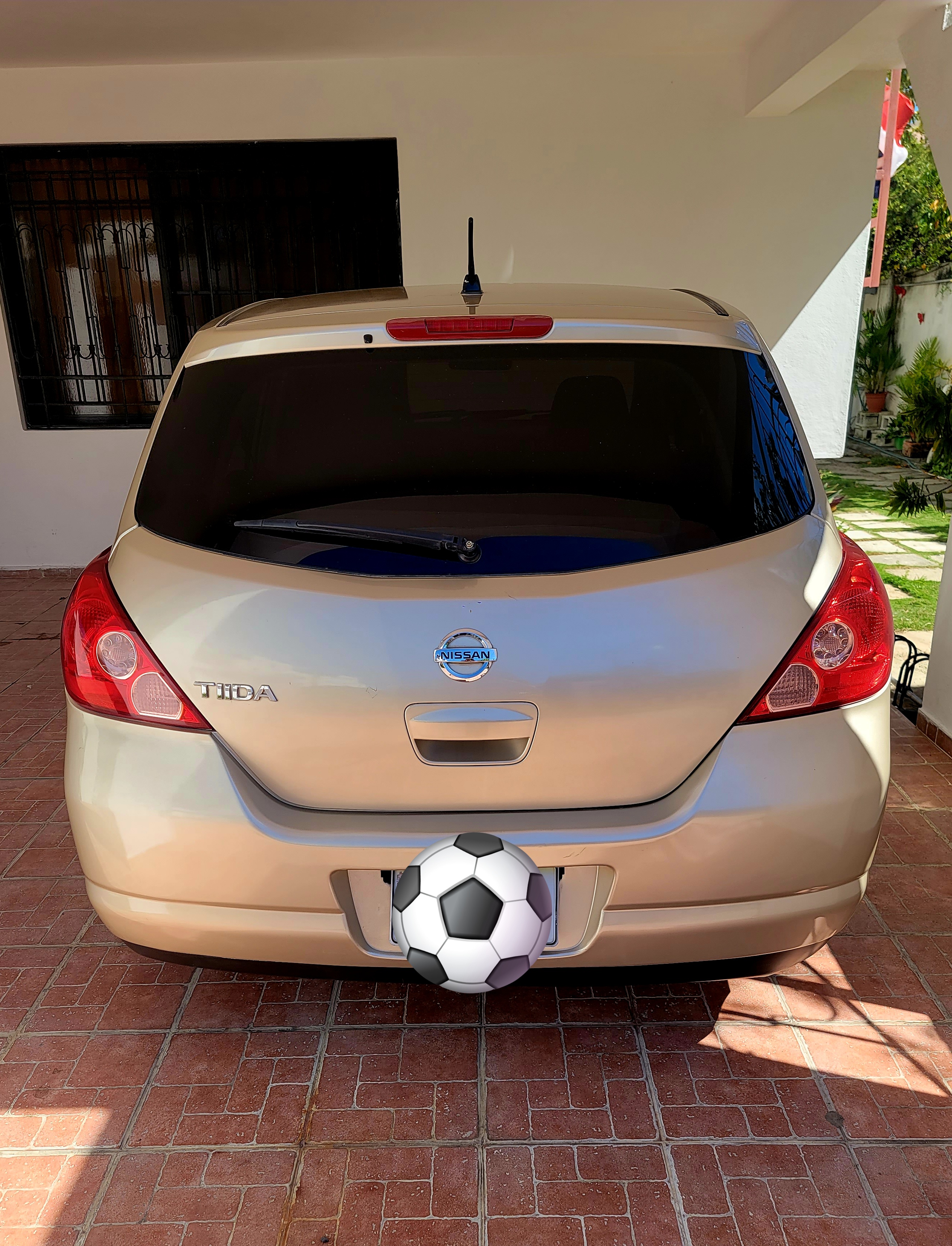 carros - Nissan Tiida Hatchback Sport 2007 3