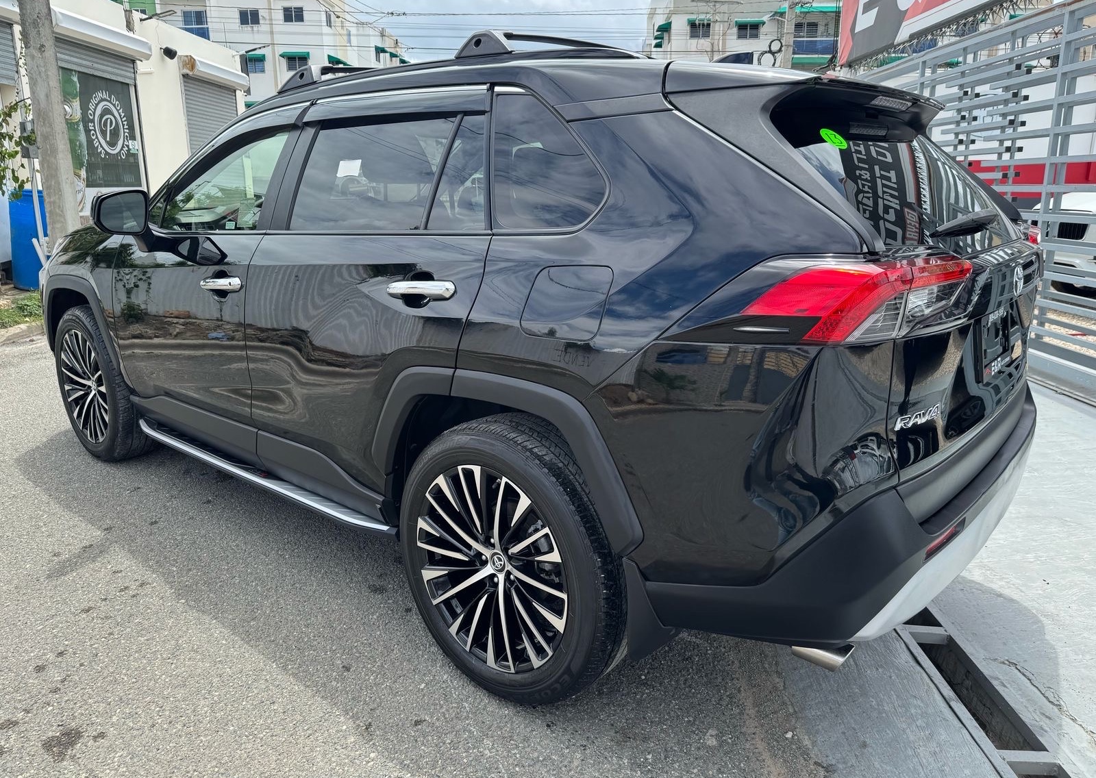 jeepetas y camionetas - 🚙TOYOTA RAV4 2019 LE PLUS.🇺🇸💎 1