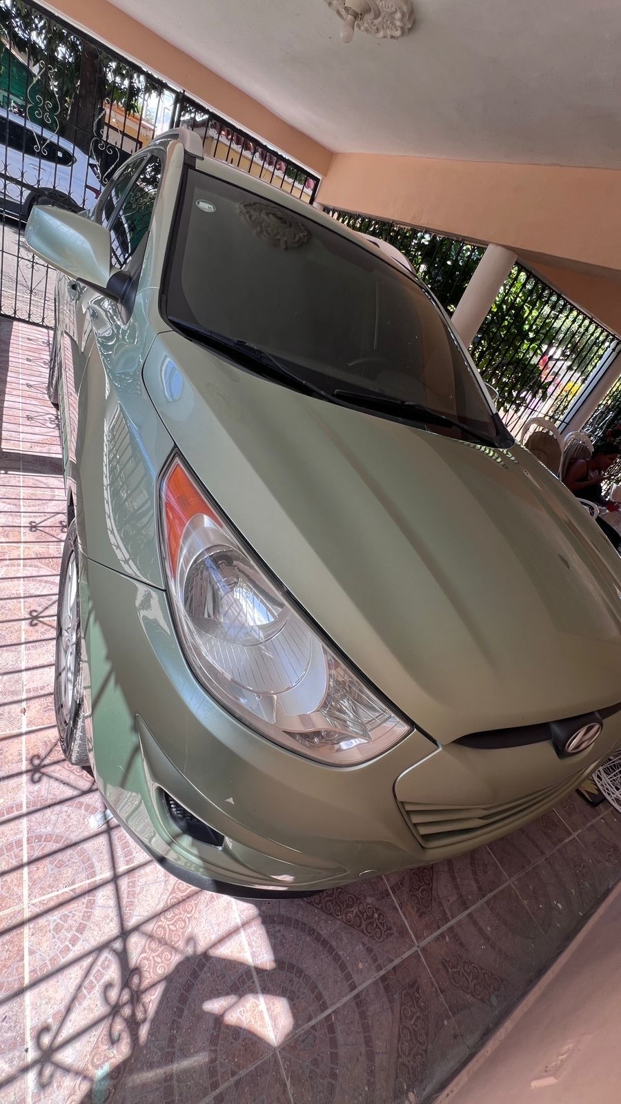 jeepetas y camionetas - se vende Hyundai tucson 2010 6