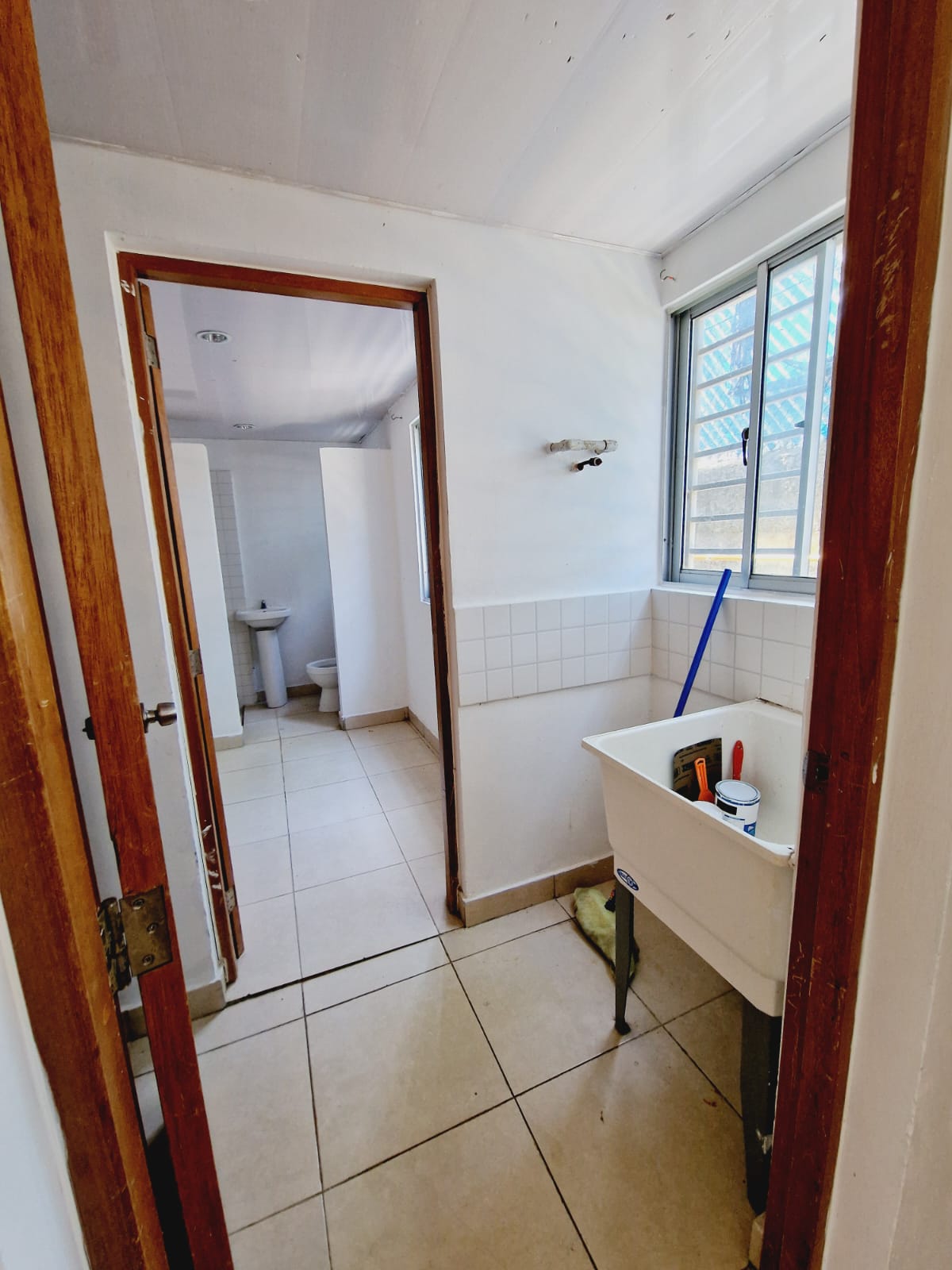 apartamentos - En venta apto de  2 habitaciones  2 baños Sala com 7