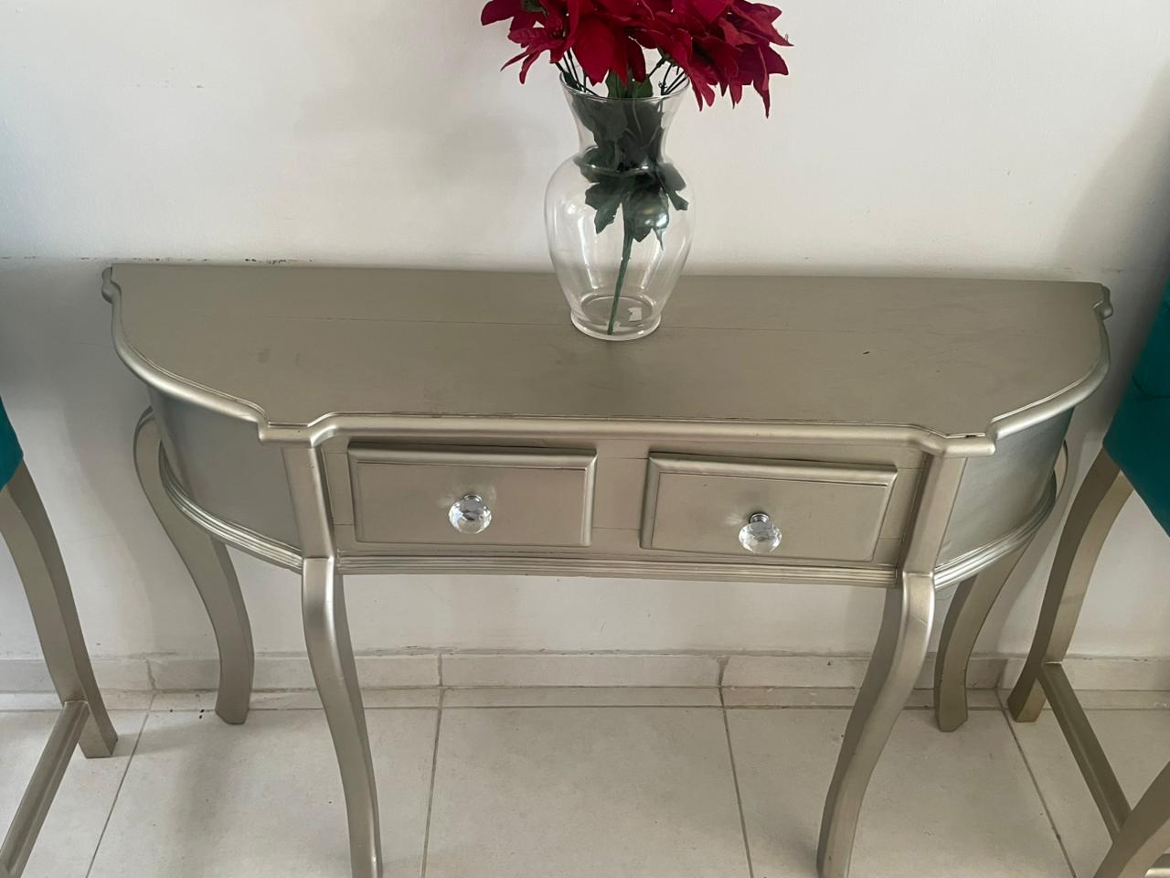 muebles y colchones - repisa y 2 sillas 