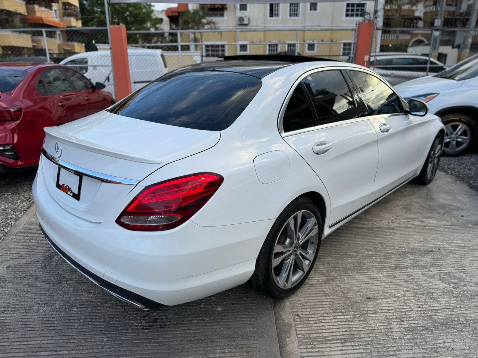carros - Mercedes Benz C300 2018 5