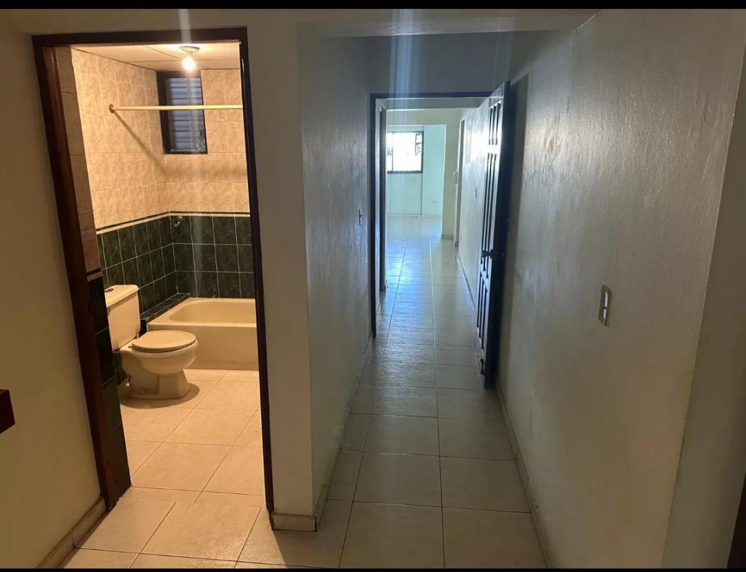 apartamentos - Amplio apto en Evaristo Morales 8