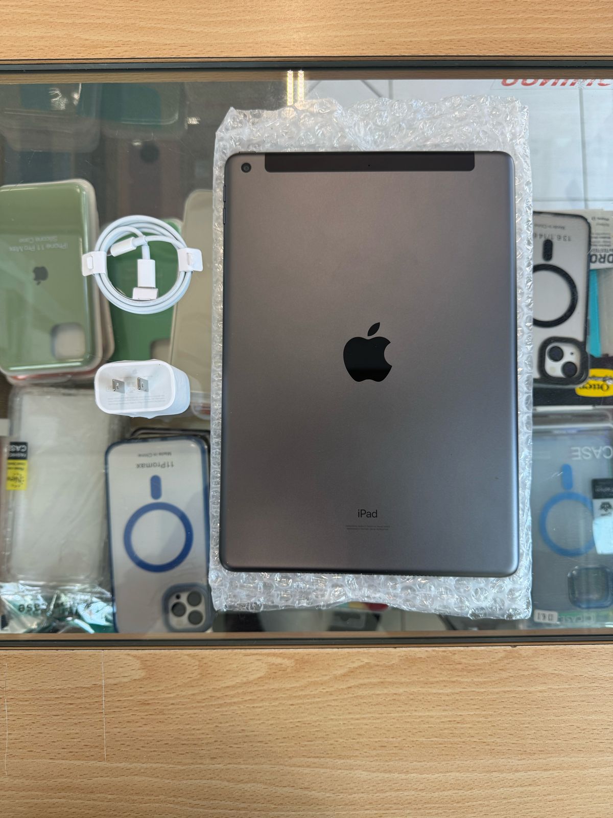 celulares y tabletas - ipad 9th Generation SpaceGray 64 GB WIFI&LTE COGE 