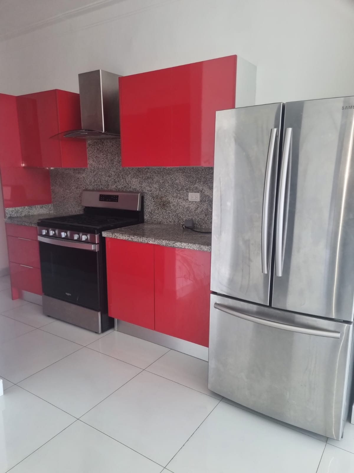apartamentos - *BELLA VISTA  ALQUILO MODERNA TORRE CON AREA SOCIALES SIN INTERMEDIARIOS* 3