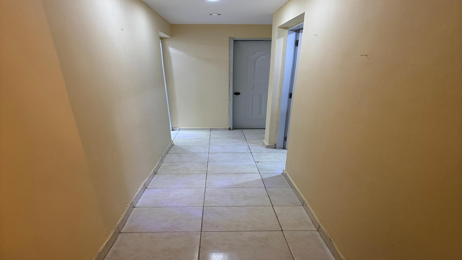 apartamentos - Casa en Venta en Villa Liberación con Local Incluido 1