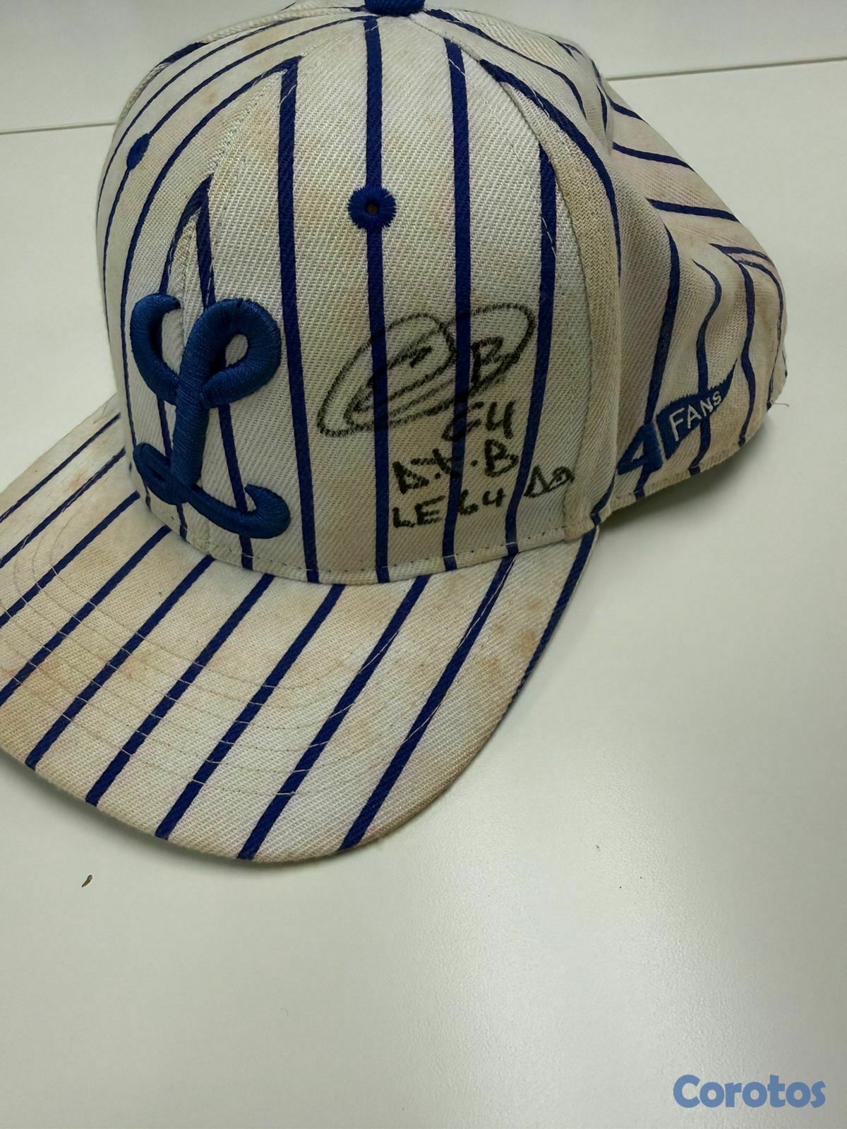 hobby y coleccion - Emilio Bonifacio - Gorra Game Used Autografiada 2