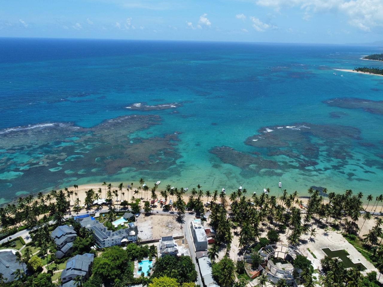 solares y terrenos - Solar en Playa las Ballenas Samana Acepto permuta 1