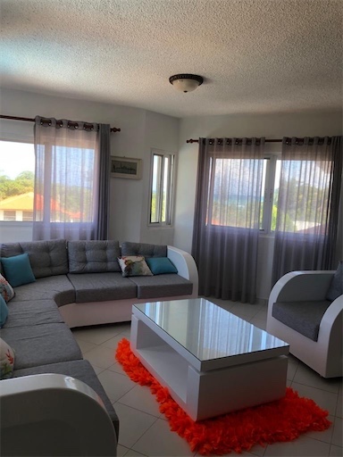 apartamentos - Apartamento amueblado en edificio con piscina solo 4 minutos de la playa  a pie 0