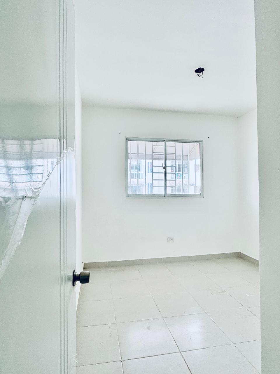 apartamentos - Apartamento en Santo Domingo Este 4