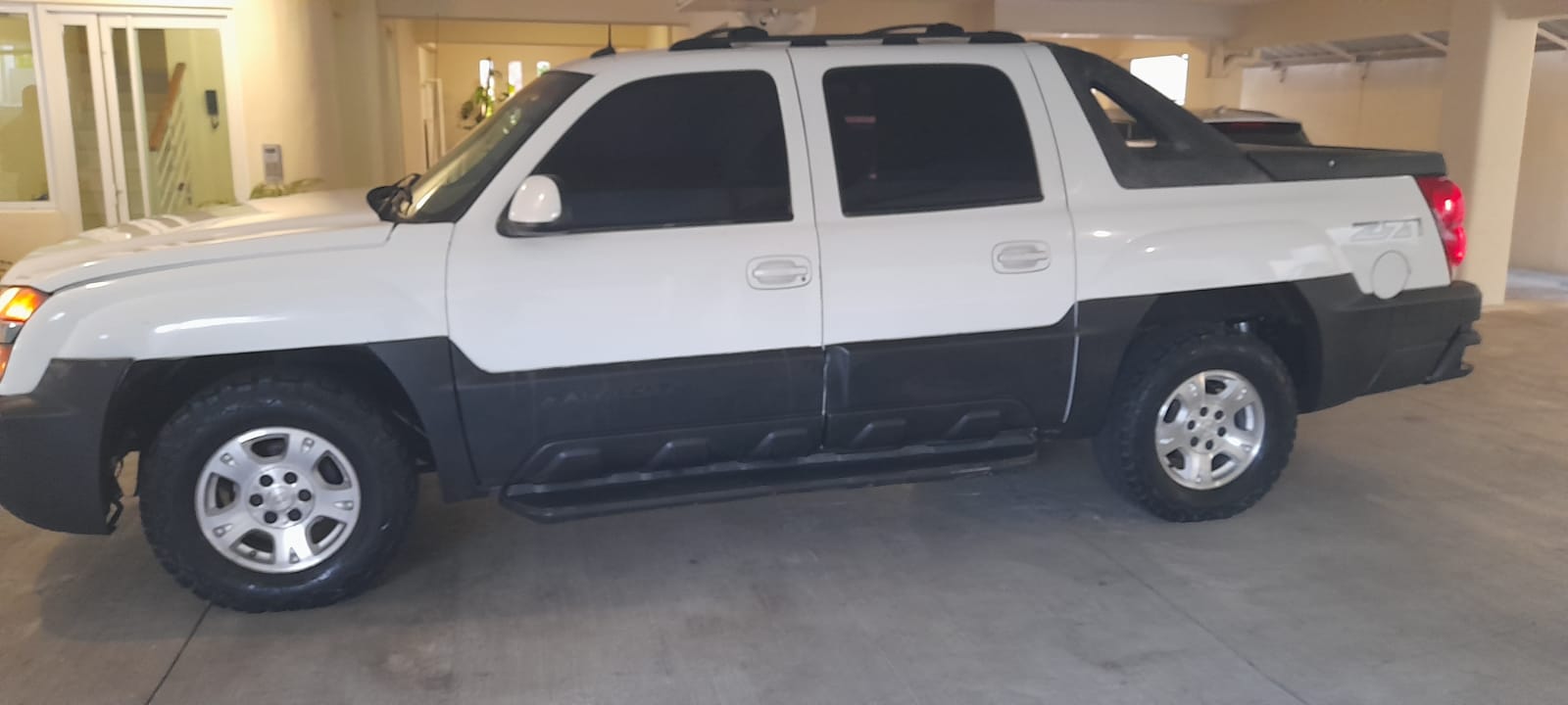jeepetas y camionetas - AVALANCHE 2003 2