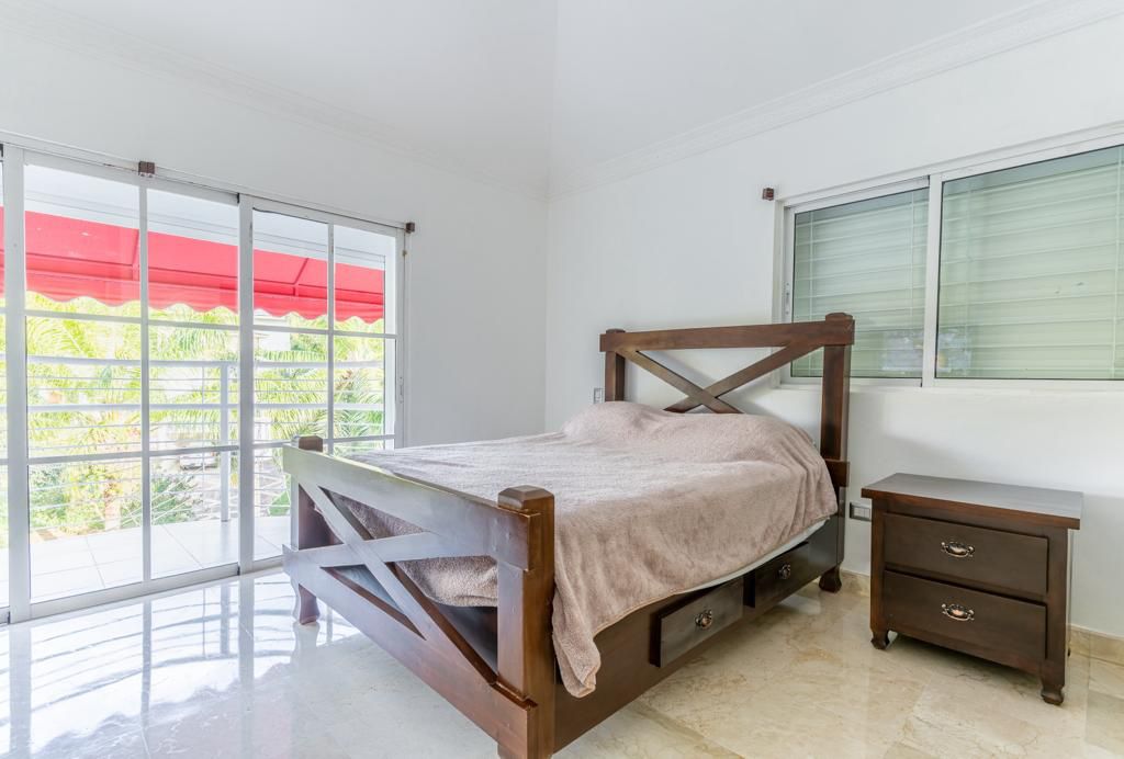 casas - Casa 5 habitaciones 5 baños 4 parqueos Alquiler o Venta en Arroyo Hondo II 6