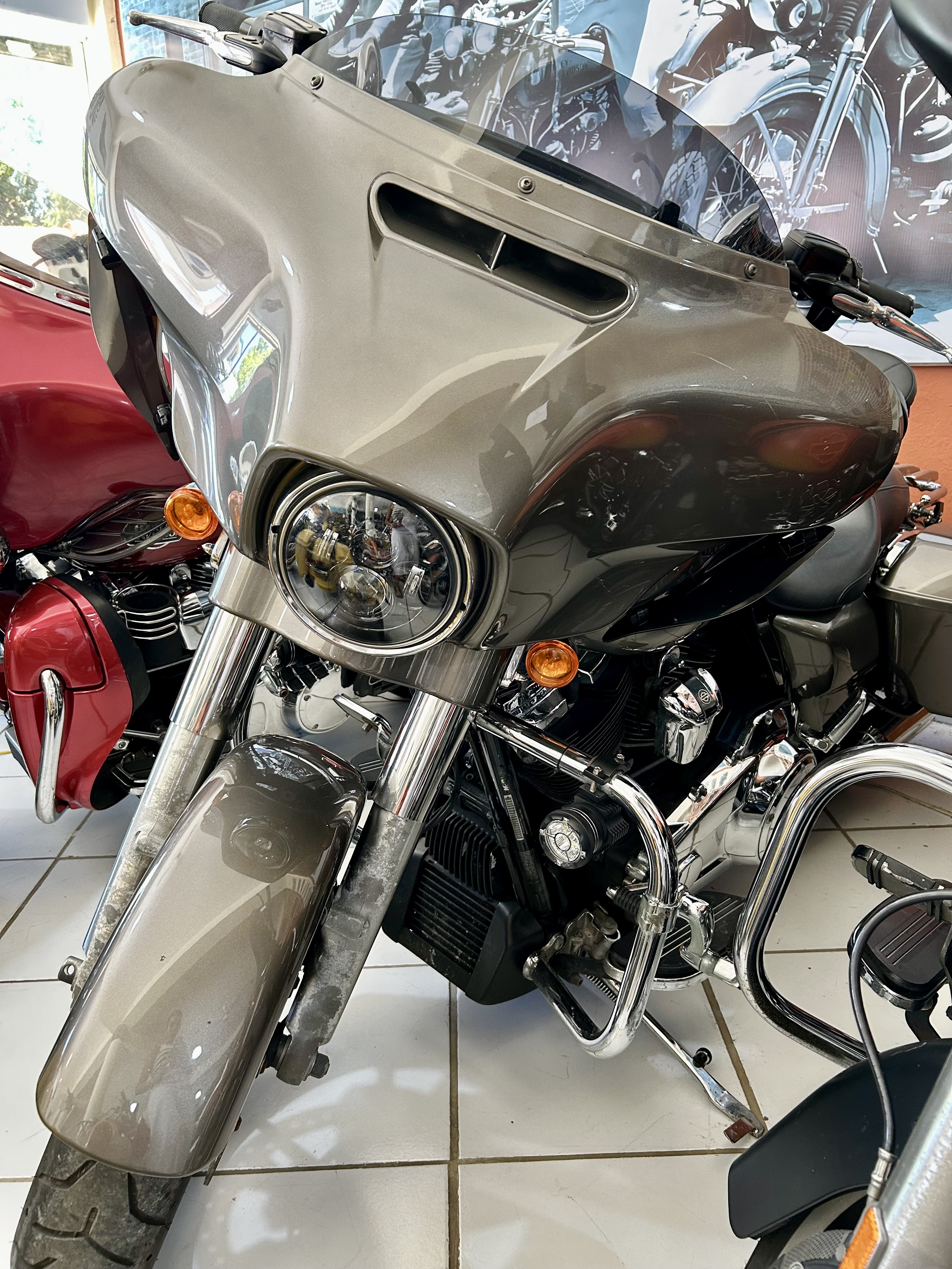 motores y pasolas - Harley Davidson Street Glide año 2017