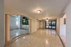 casas - Alquiler de Casa en Ensanche Paraiso 4