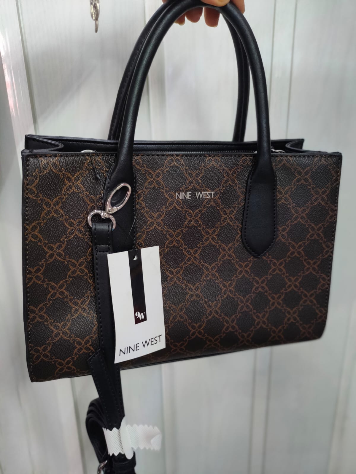 carteras y maletas - * Cartera Nine west  tiene mucho espacio oferta