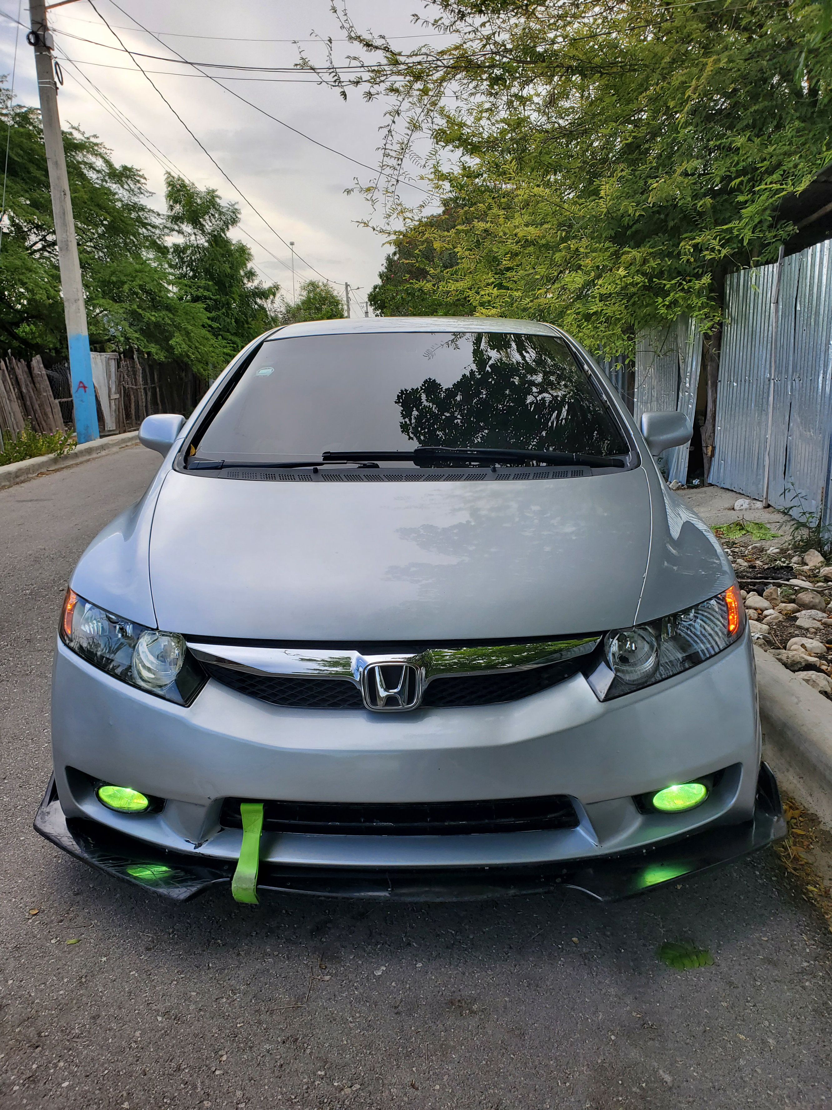 carros - Honda civic 2010 LX el más nuevo 8