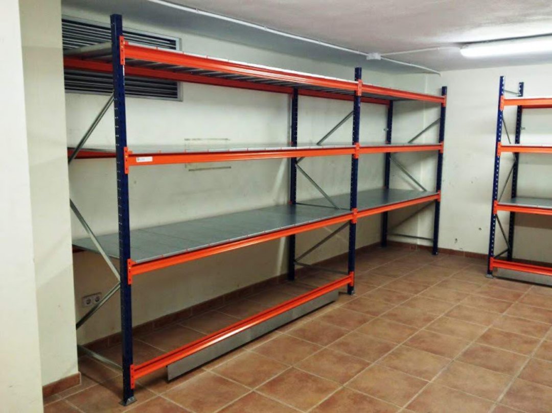 equipos profesionales - Tramerias de mediana capacidad para almacenamiente y exhibicion 1