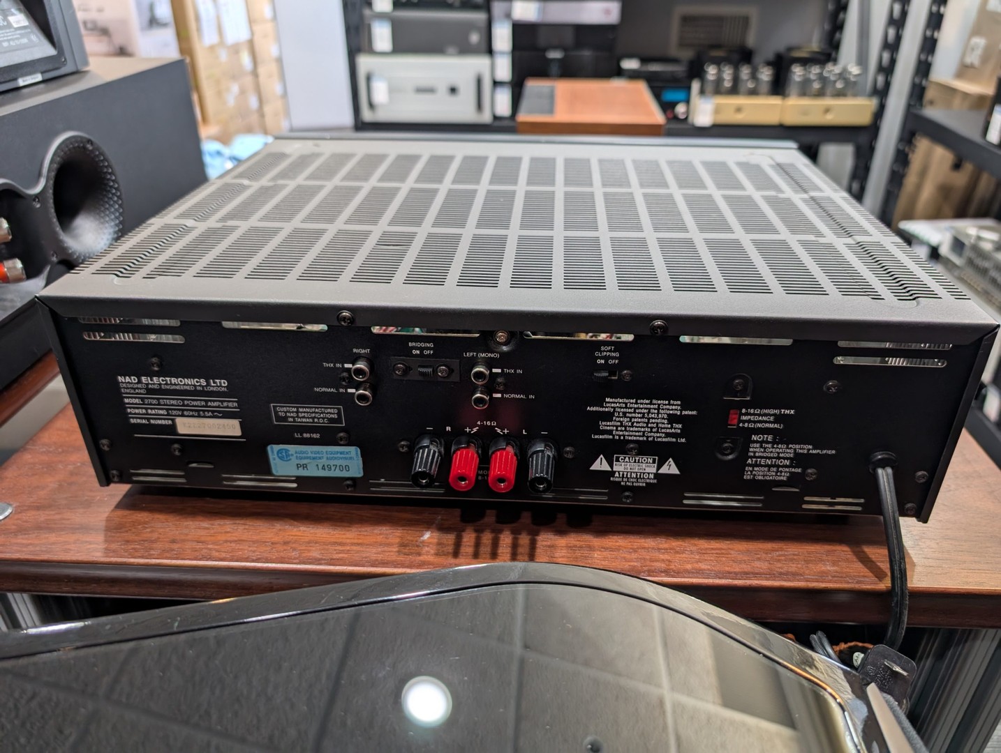 camaras y audio -  NAD 2700 Stereo / Mono Power Amplifier Model 2700 THX 5