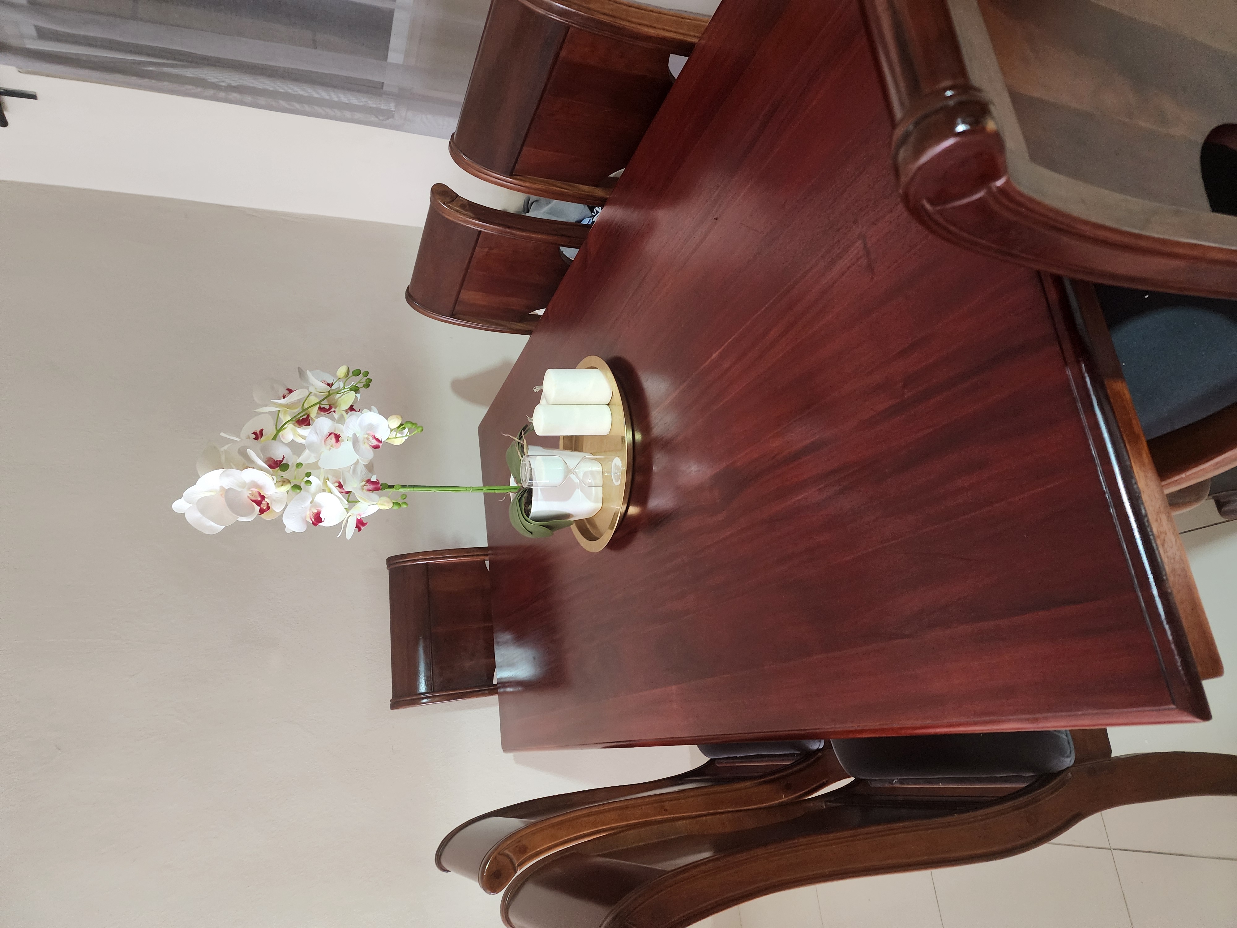 muebles y colchones - Vendo comedor en caoba 