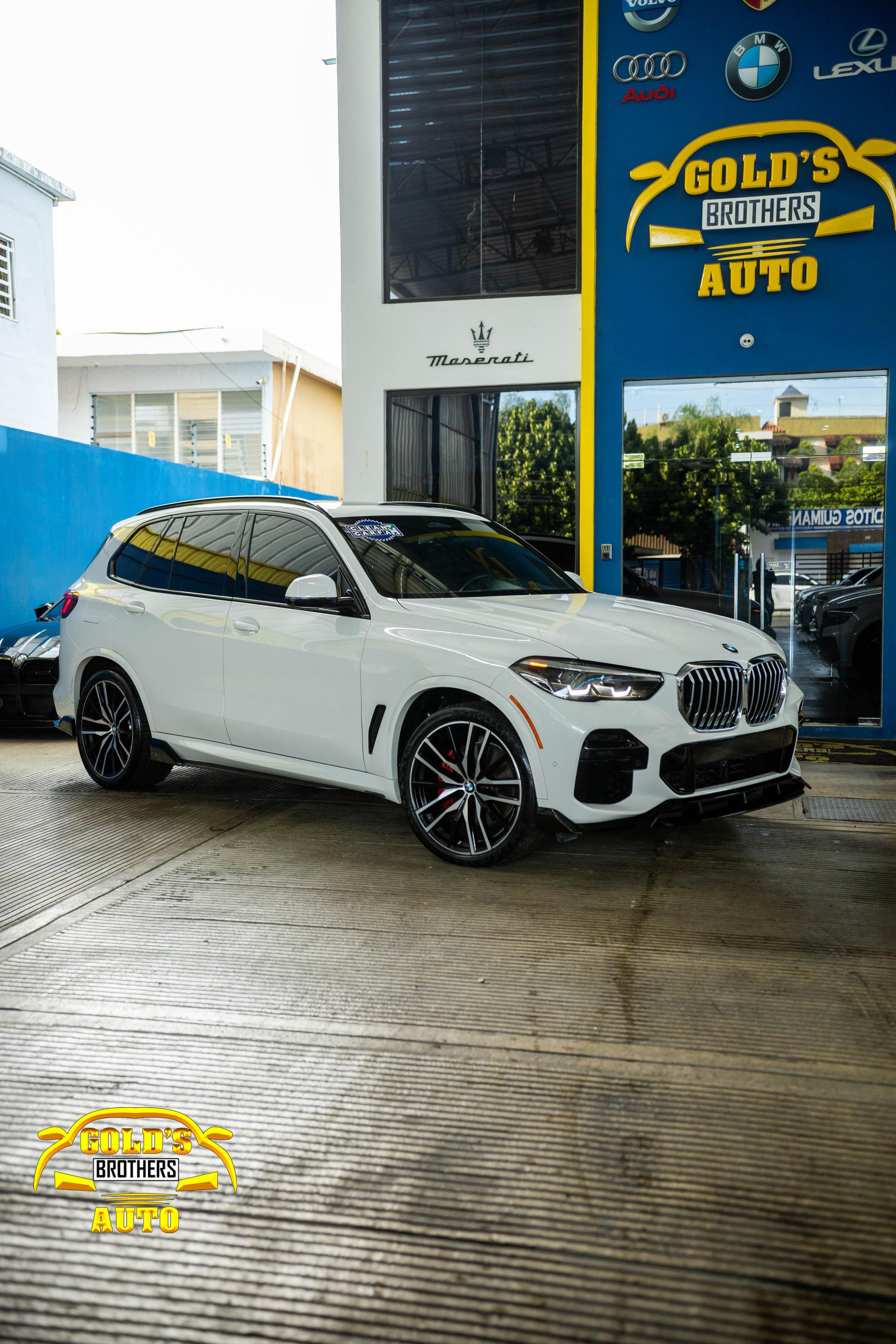 jeepetas y camionetas - BMW X5 Sdrive40i M Package 2023 Recien Importada 0