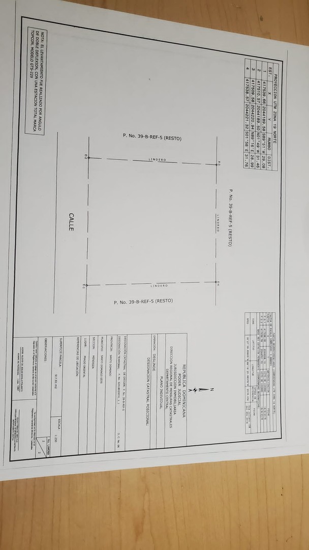 solares y terrenos - Solar de 900 metros, en Prado Oriental, Autopista San Isidro, con su Titulo  0