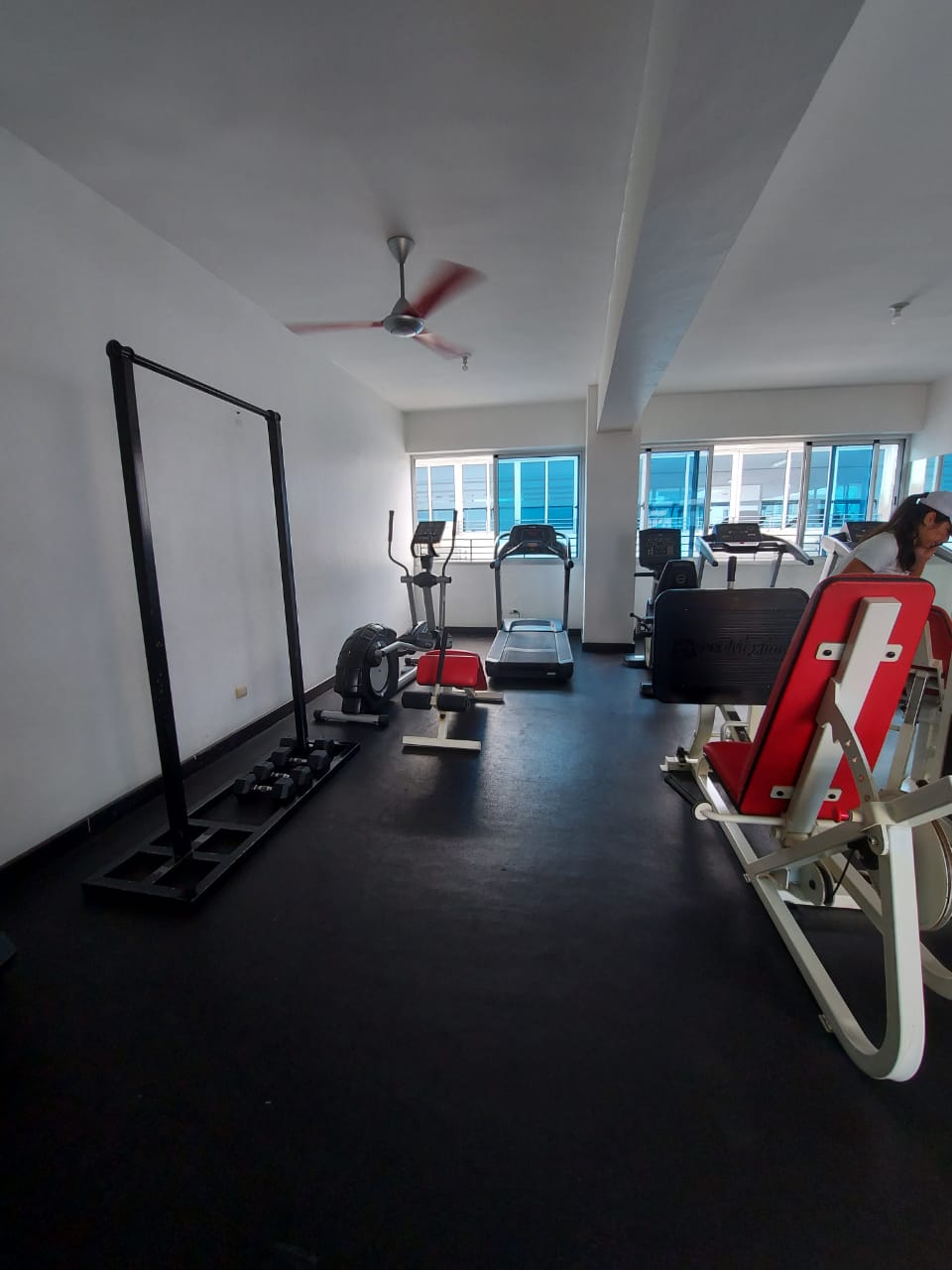 apartamentos - ¡Piantini Apartamento Amueblado Ideal para Ejecutivo! 4