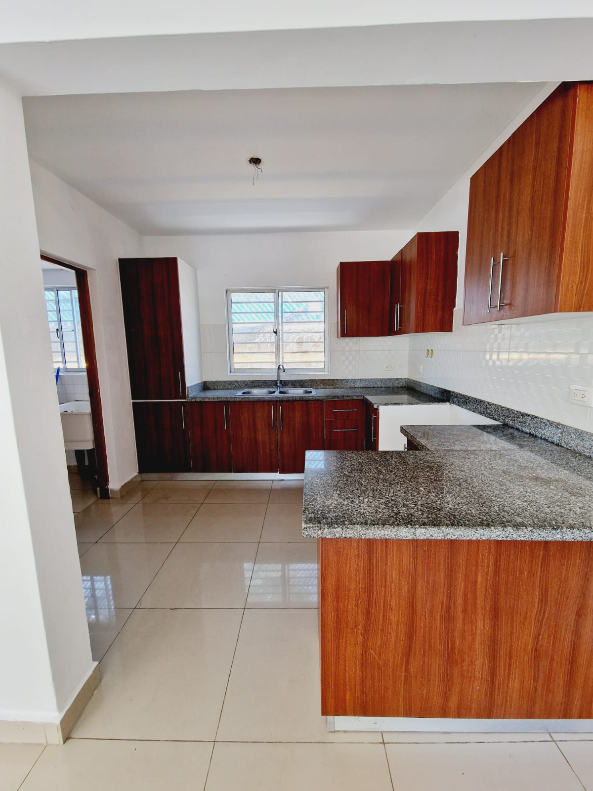 apartamentos - En venta apto de  2 habitaciones  2 baños Sala com 8