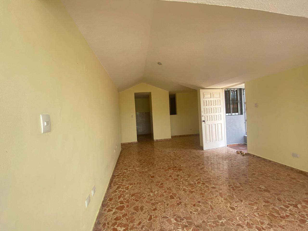 casas - 030-D CASA EN ALMA ROSA I, SANTO DOMINGO 6