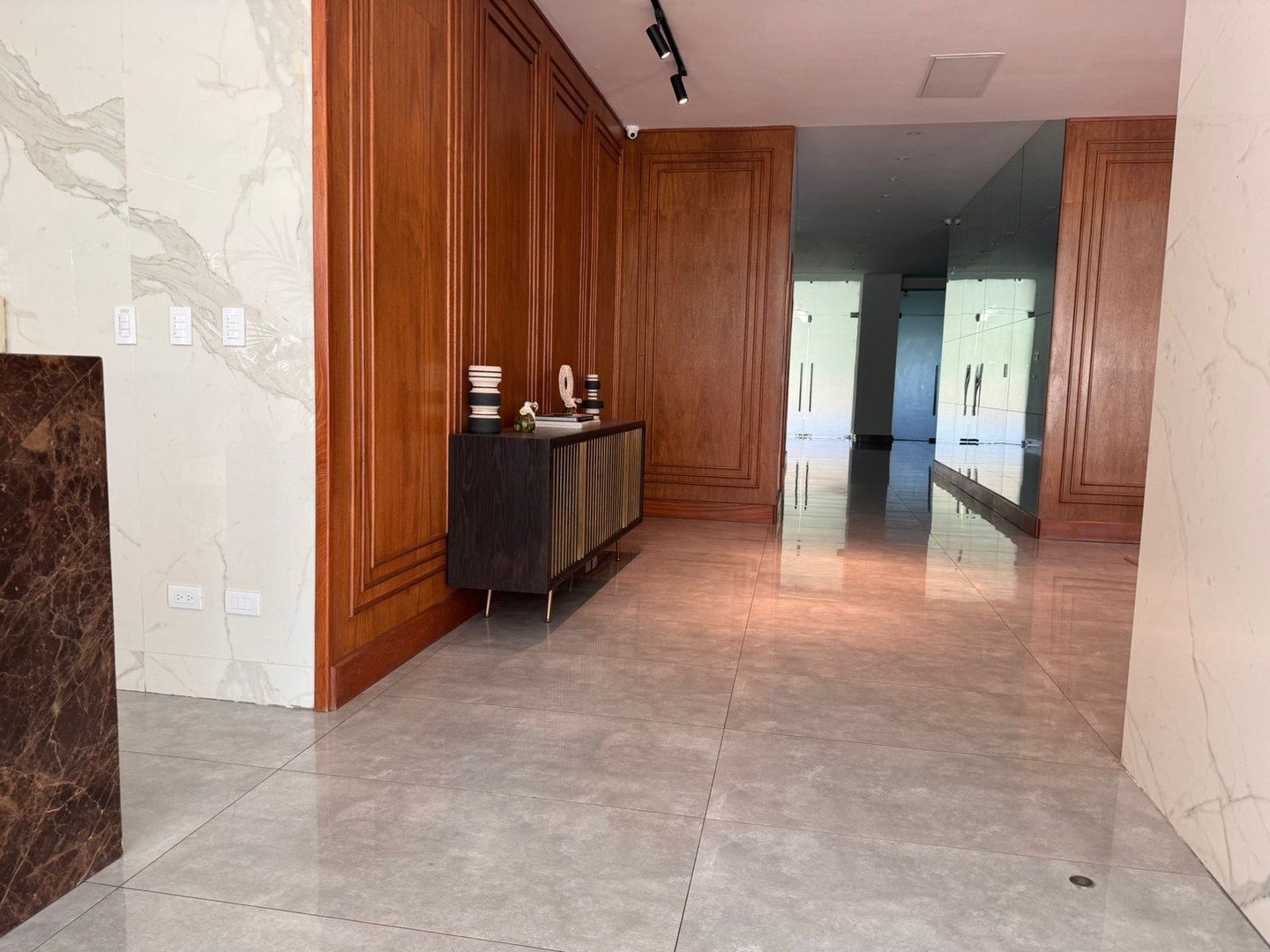 apartamentos - Paraiso 94m2 habitaciones 2.5 banos 2 parqueos  1